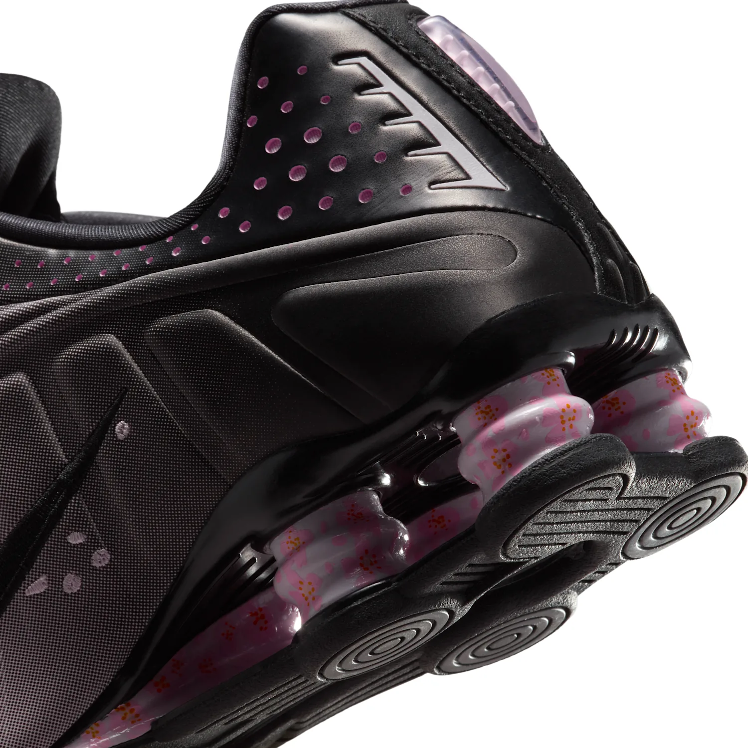 Nike Shox R4 image 8