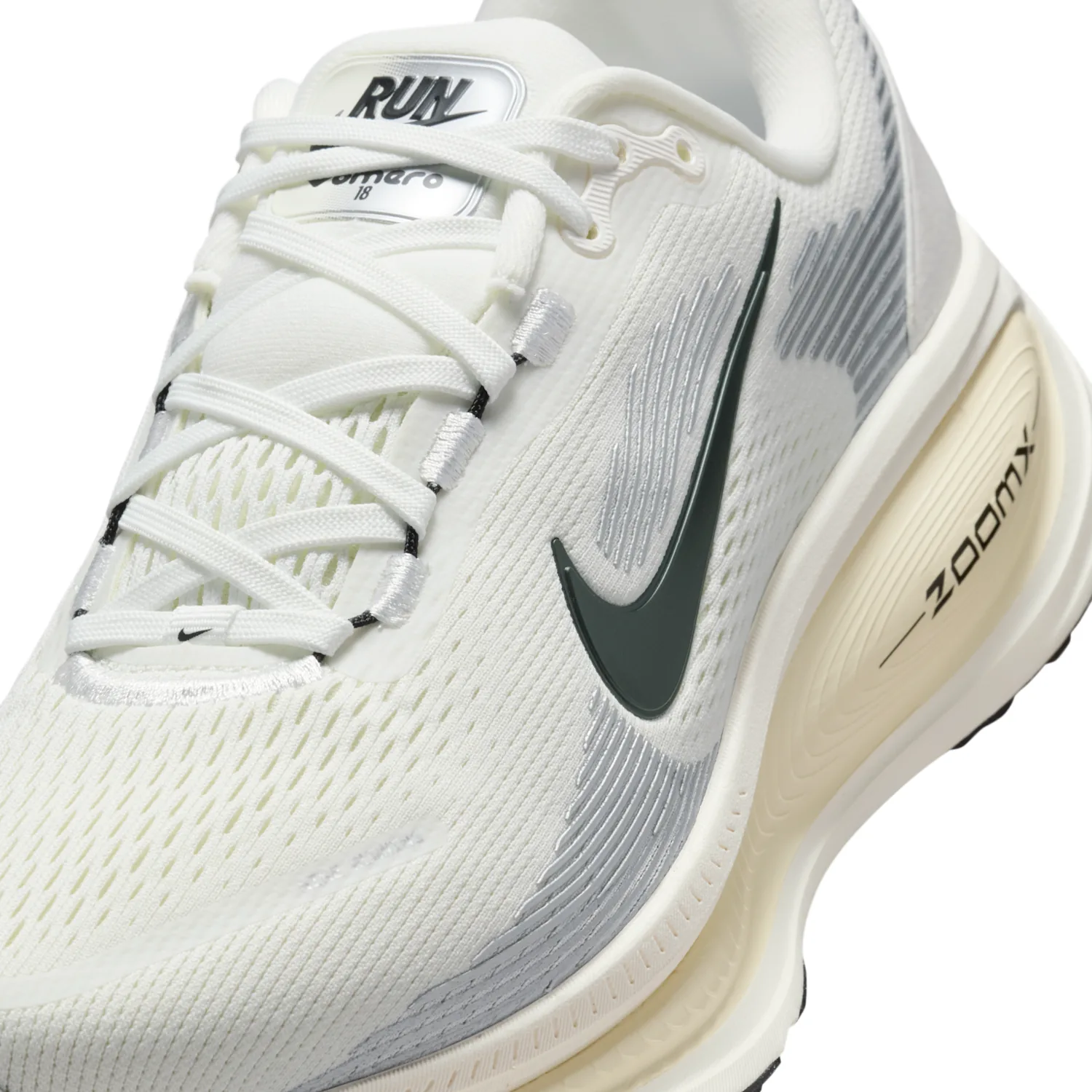 Nike Vomero 18 image 7