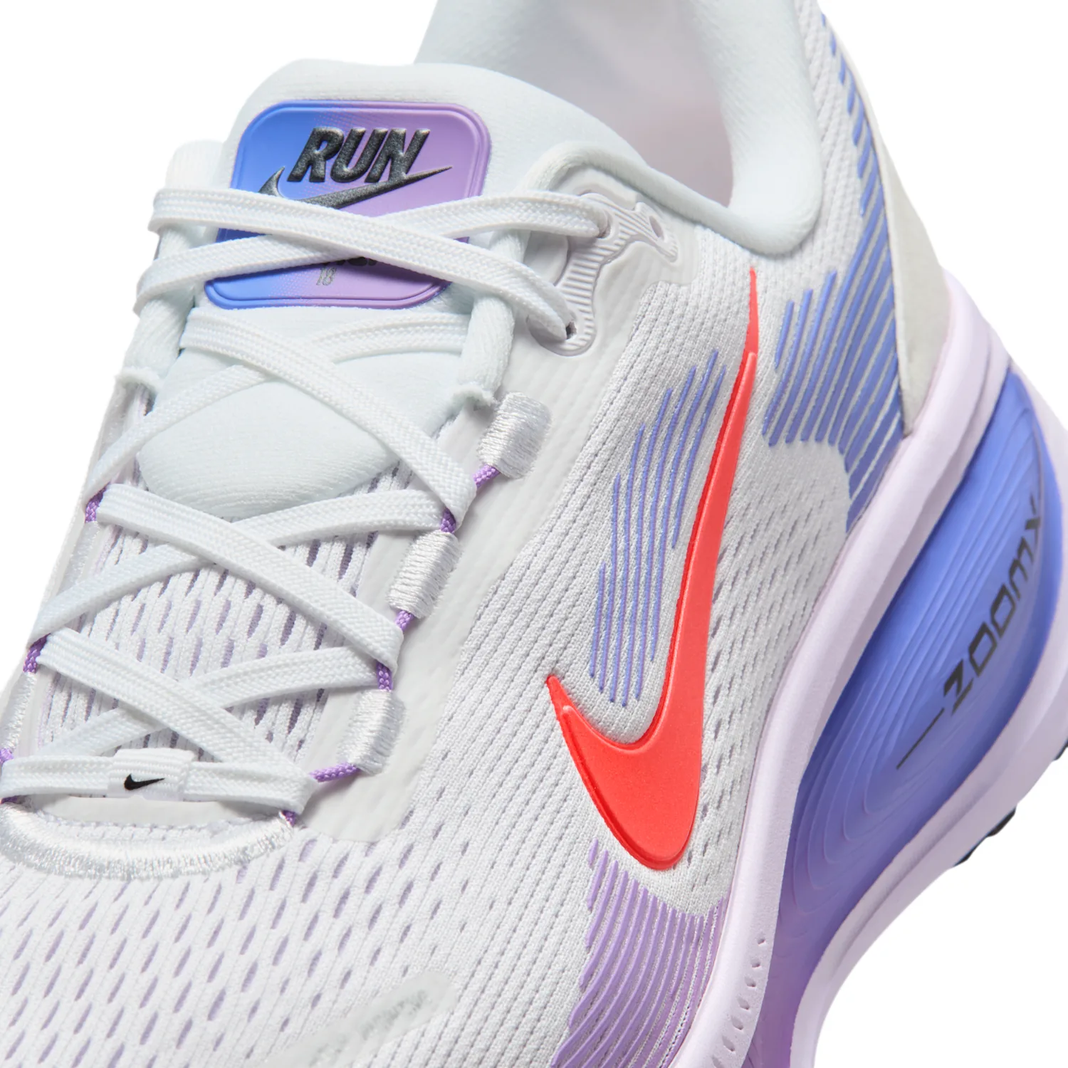 Nike Vomero 18 image 7