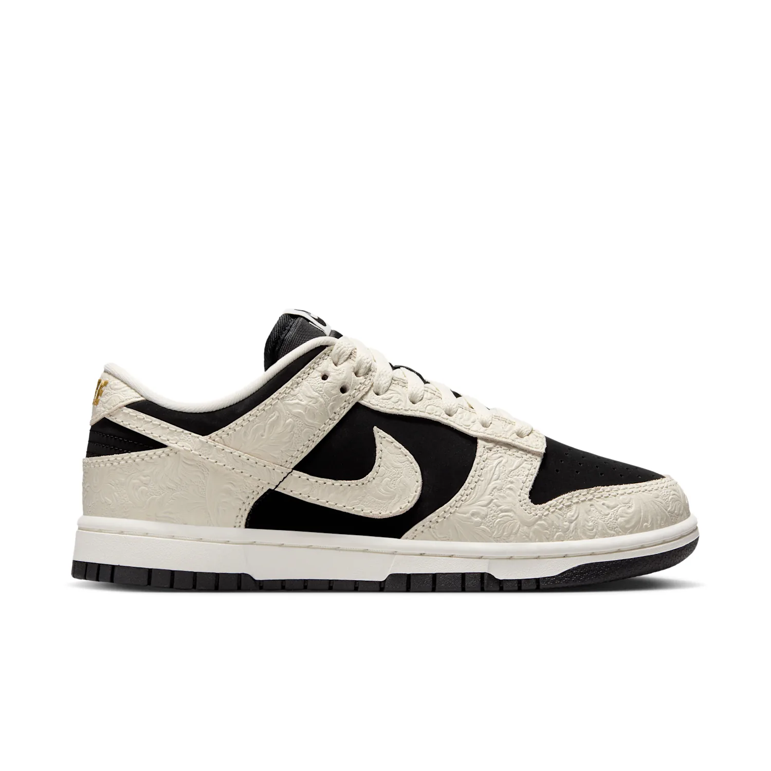 Nike Dunk Low image 3