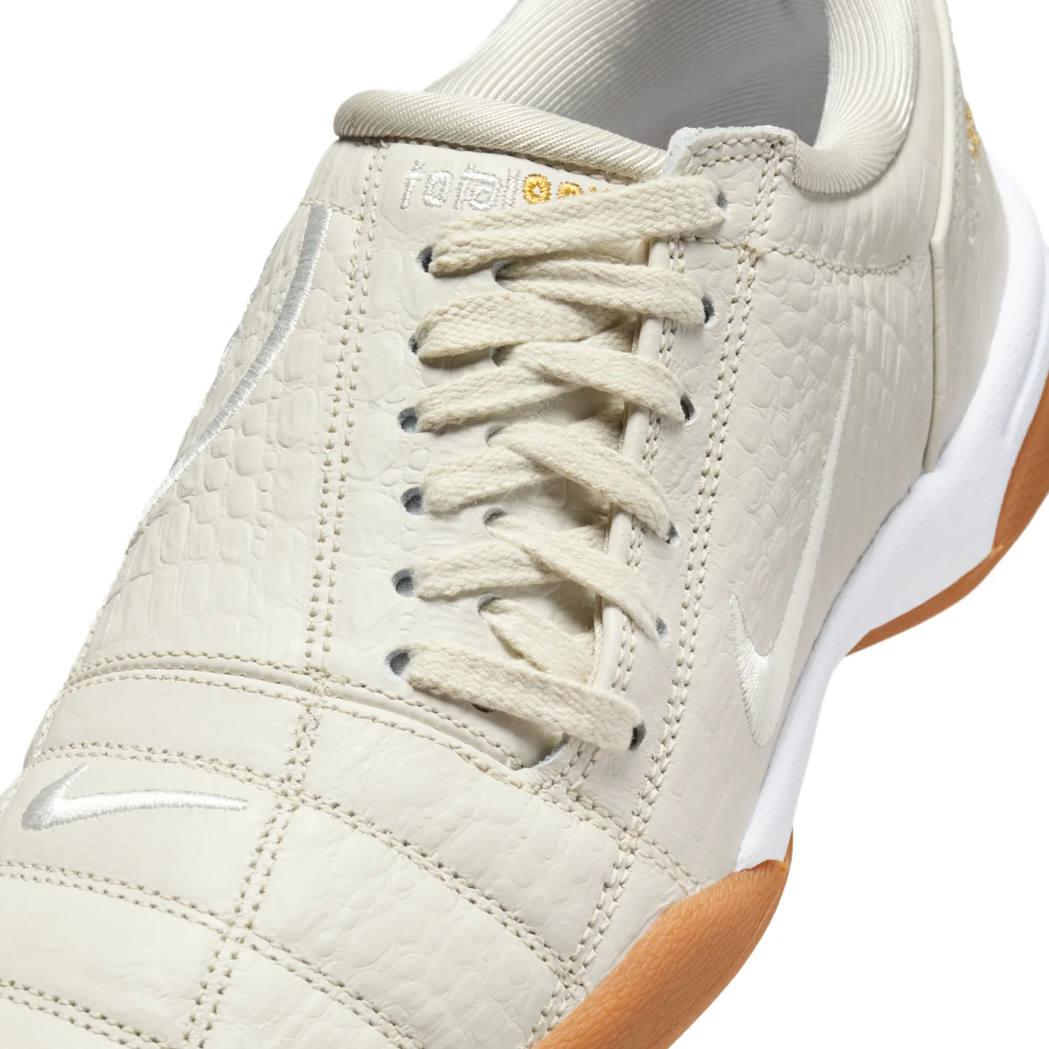 Nike Total 90 image 7