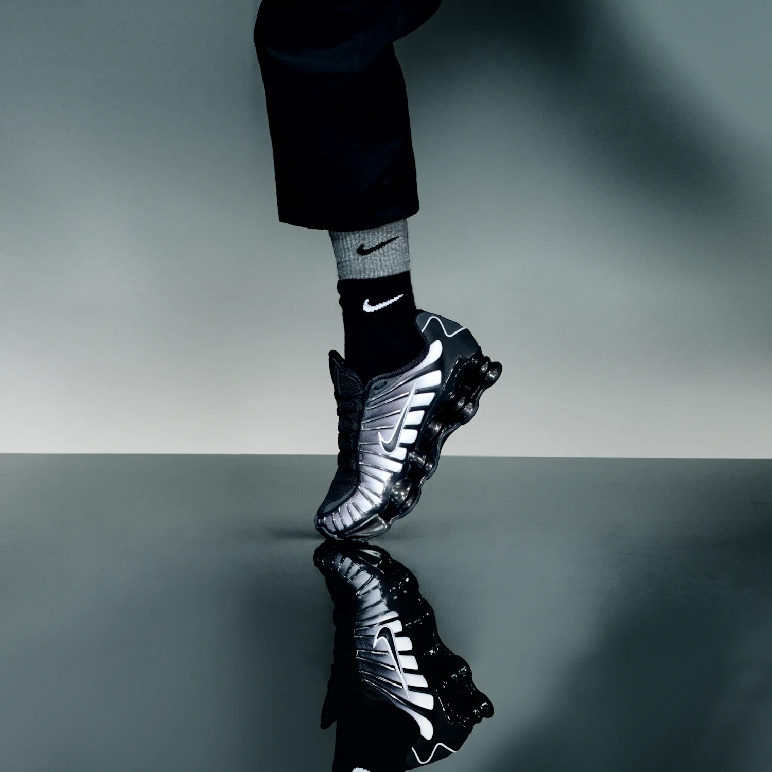 Nike Shox TL Fade image 10