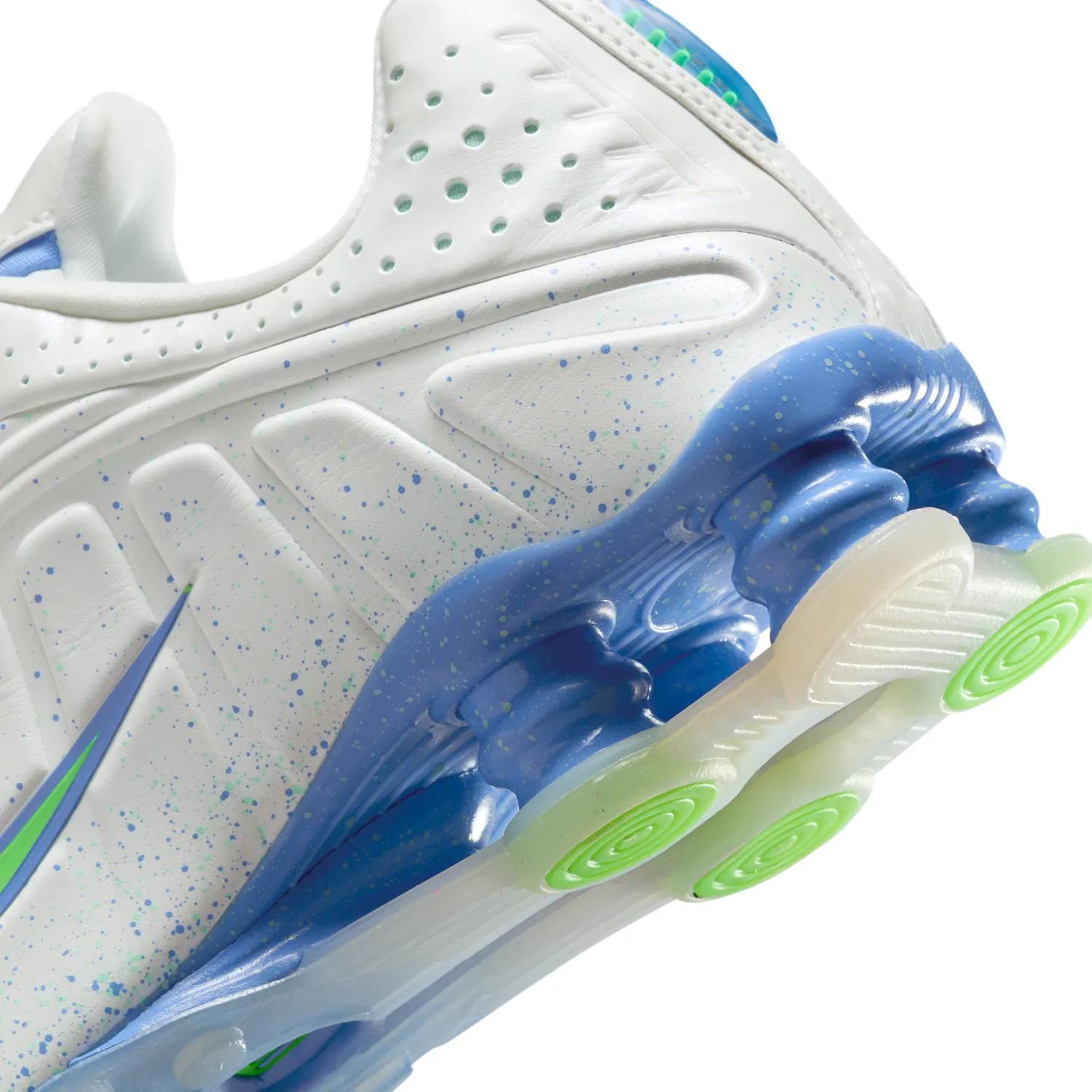 Nike Shox R4 image 8