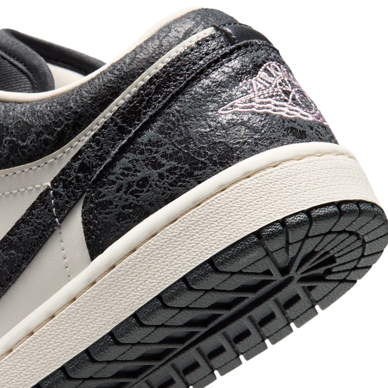 Air Jordan 1 Low SE image 8