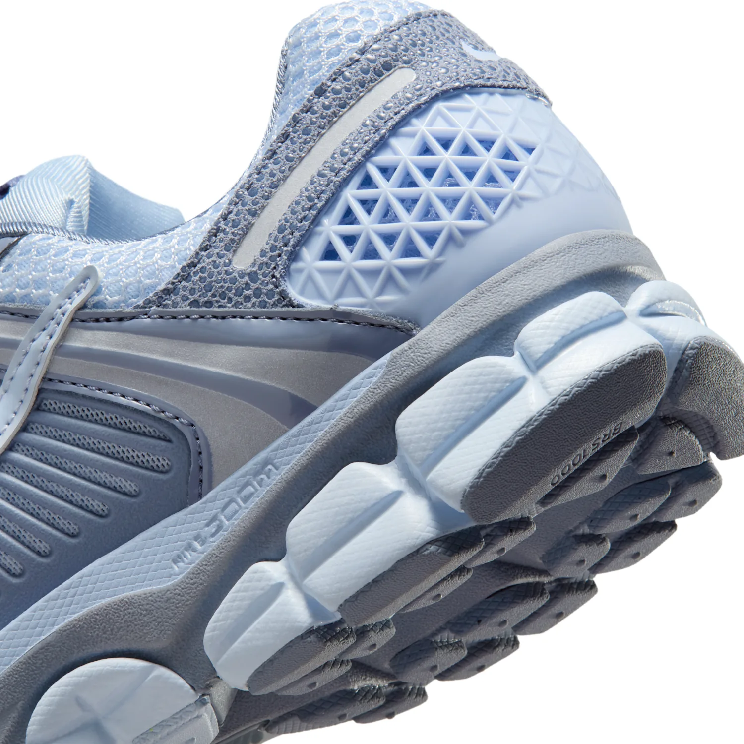 Nike Zoom Vomero 5 image 8