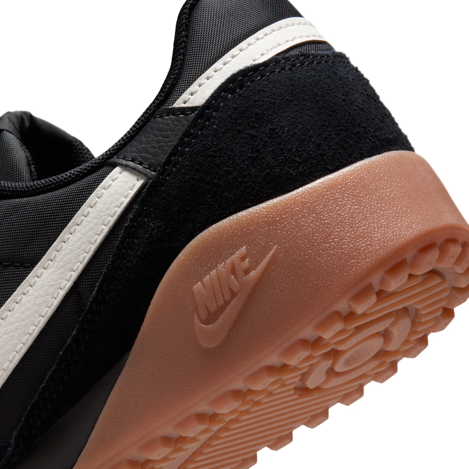 Nike Terra Manta Suede image 8