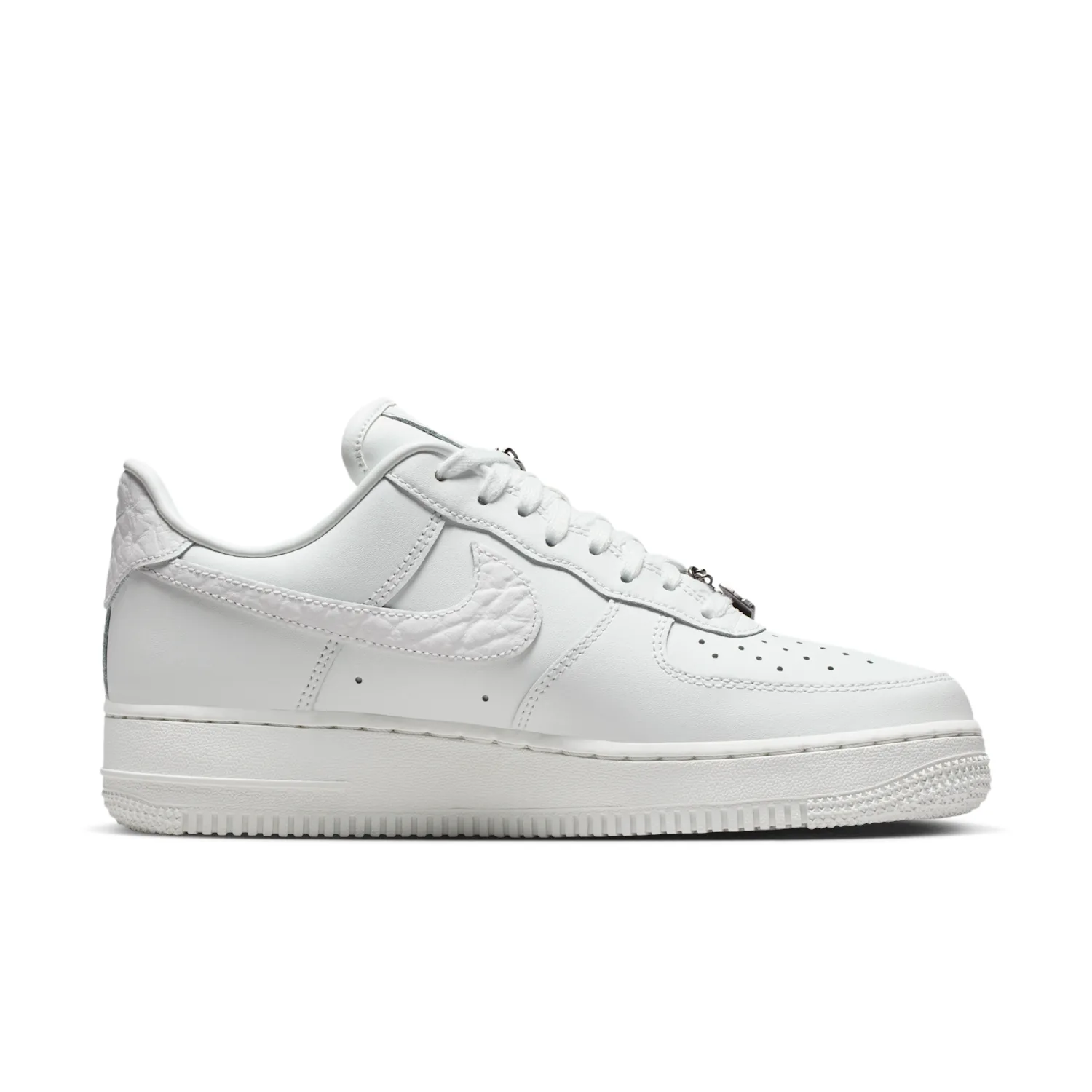 Nike Air Force 1 '07 Low image 3