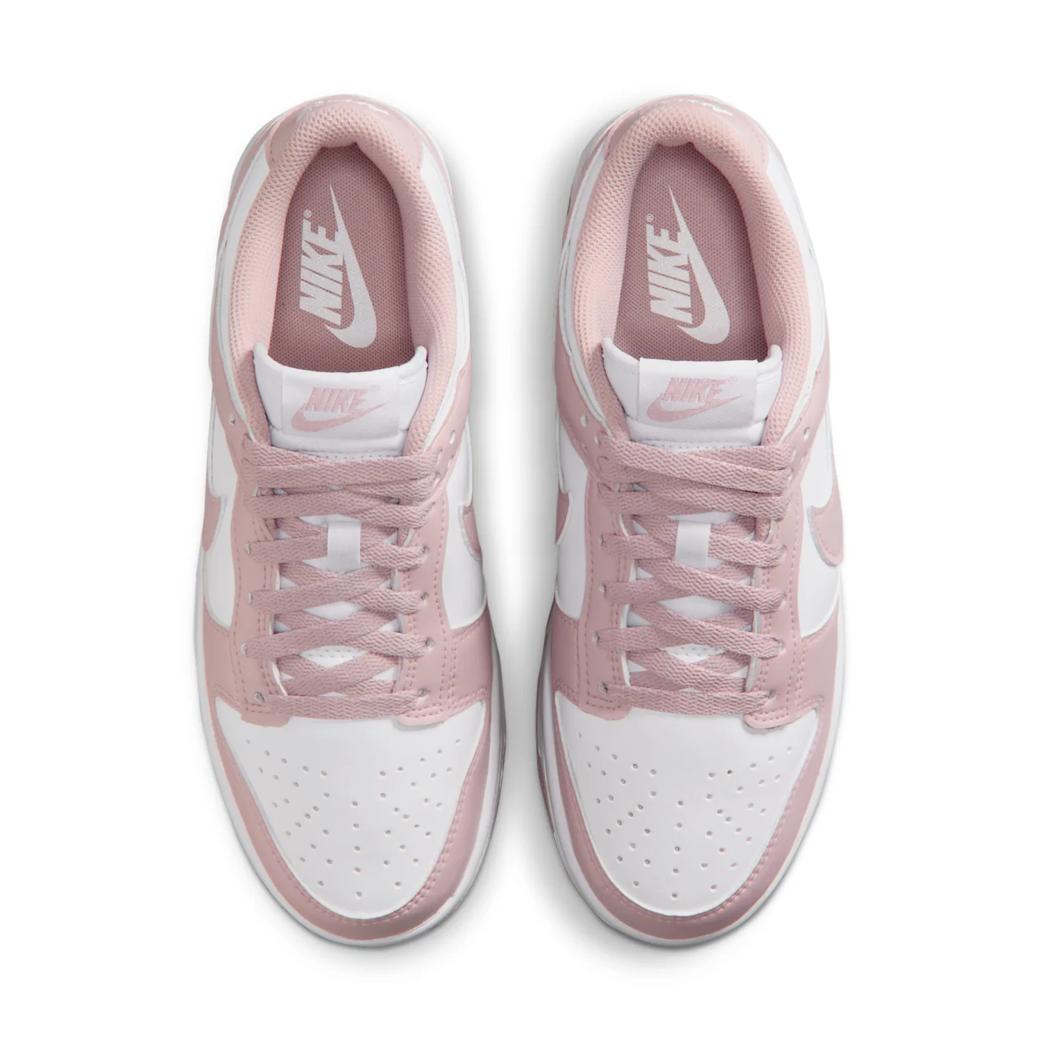 Nike Dunk Low image 4