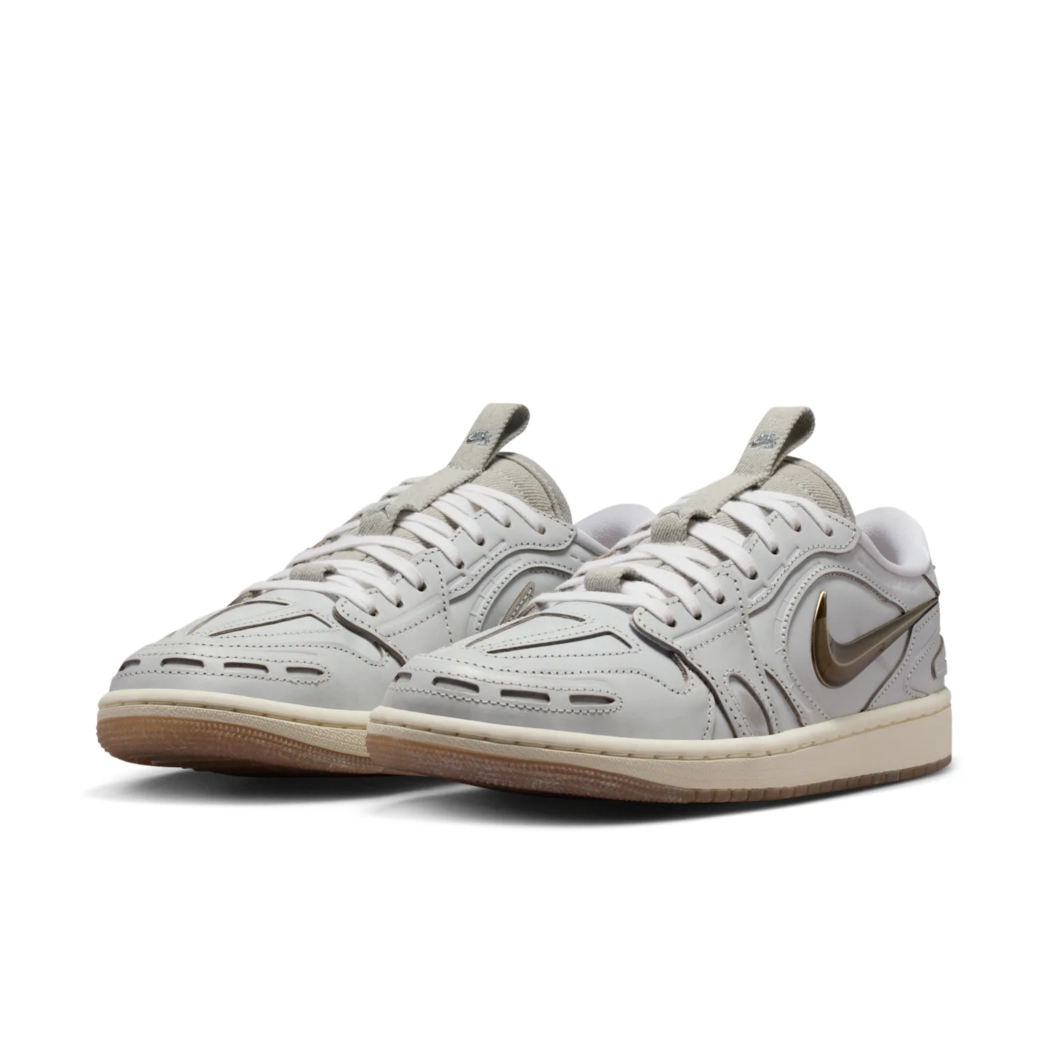 Air Jordan 1 Low Method of Make image 5