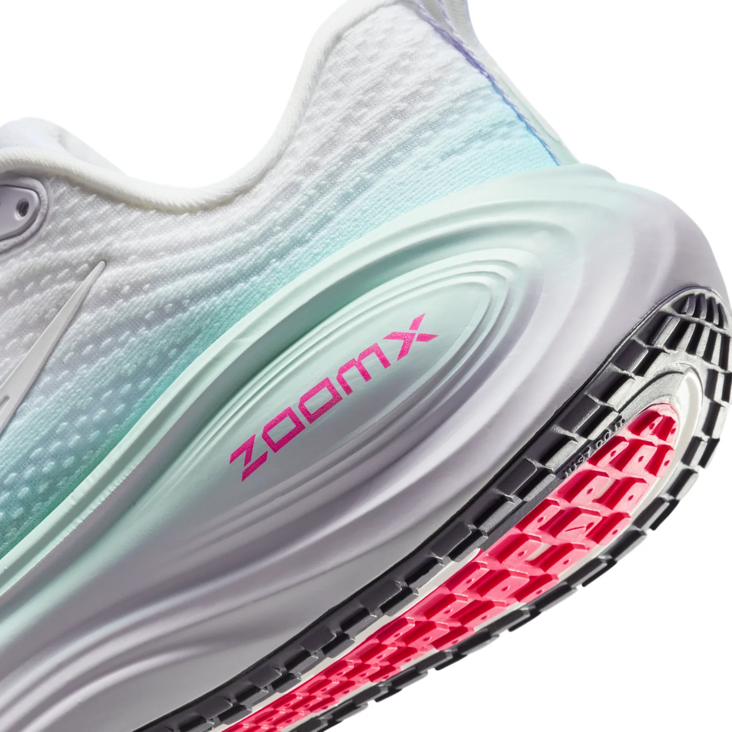 Nike Vomero Plus image 8