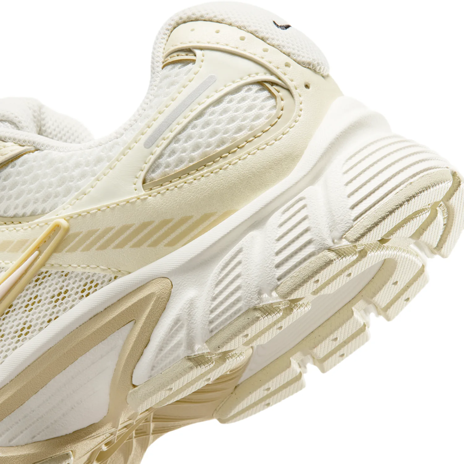 Nike V5 RNR SE image 8