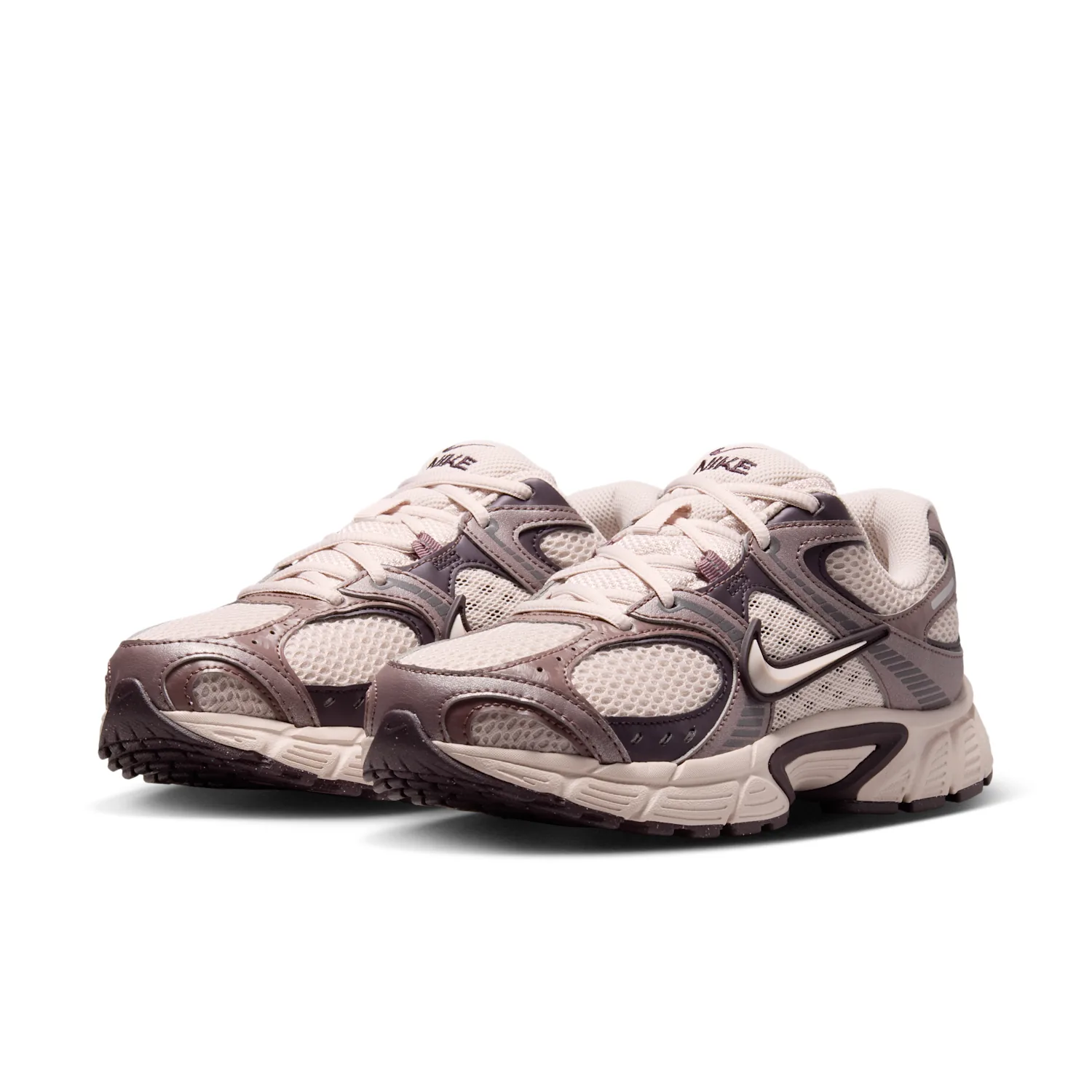 Nike V5 RNR SE image 5