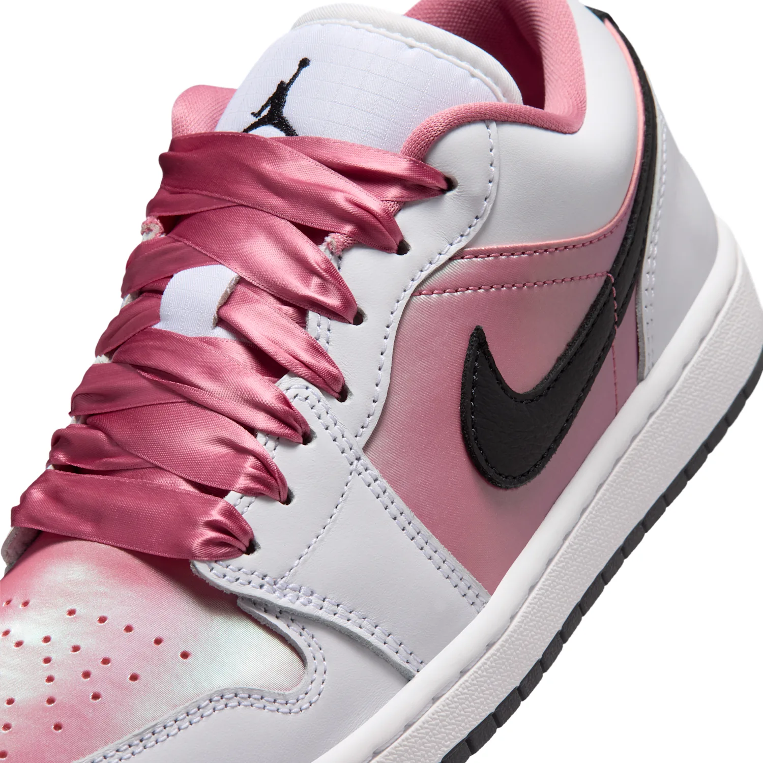 Air Jordan 1 Low SE image 7