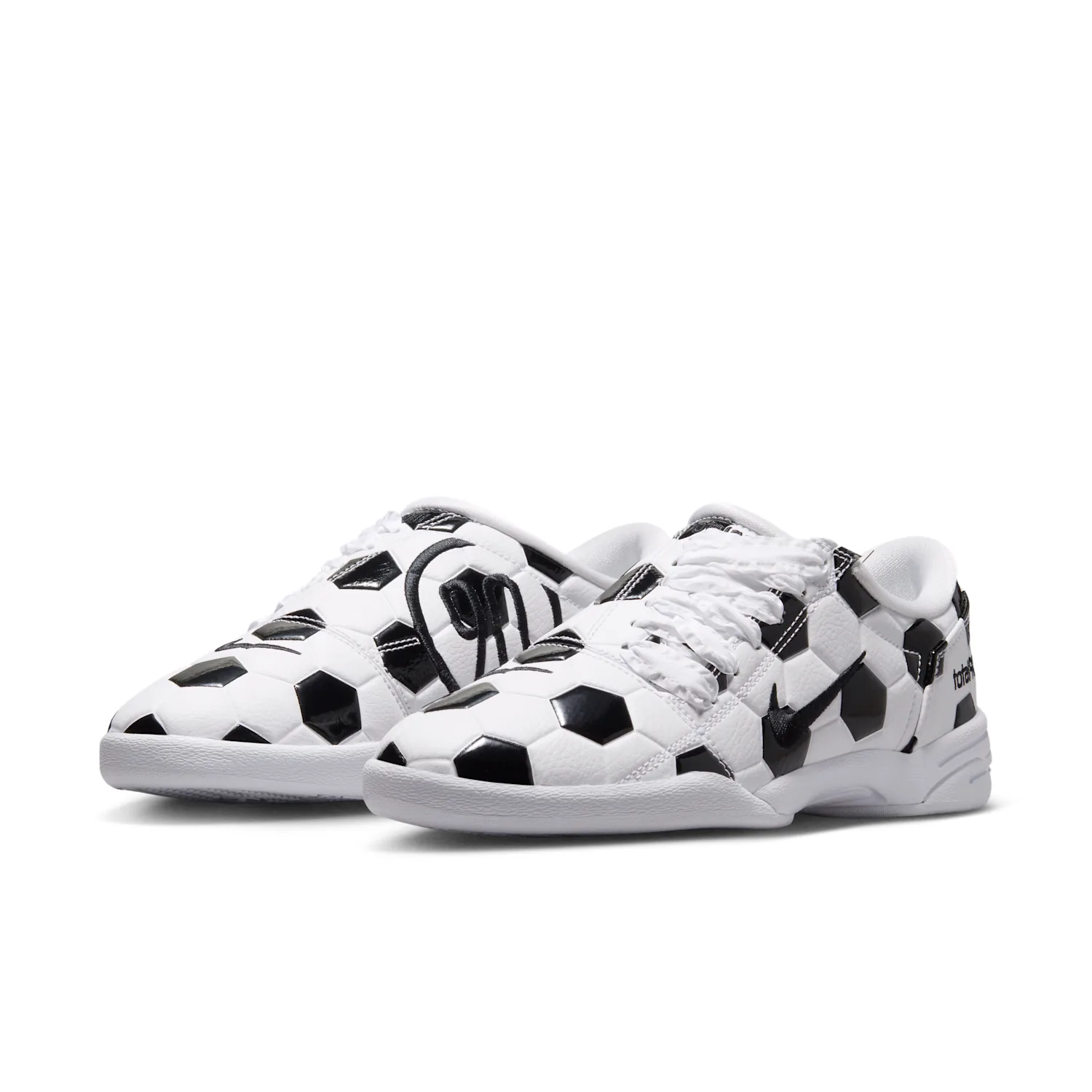 Nike Total 90 image 5
