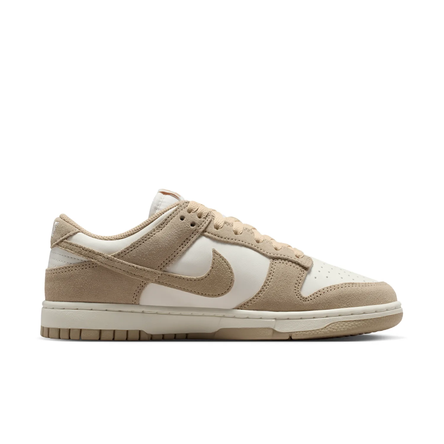 Nike Dunk Low image 3