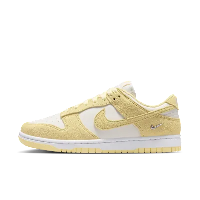 Nike Dunk Low Suede