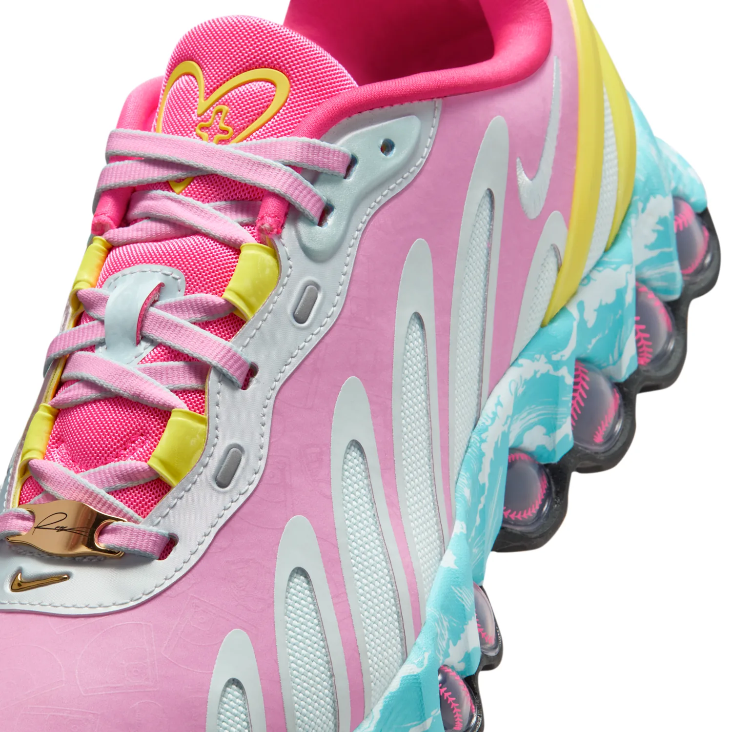 Women's Air Max Dn8 x Doernbecher Freestyle "Reagan" image 7