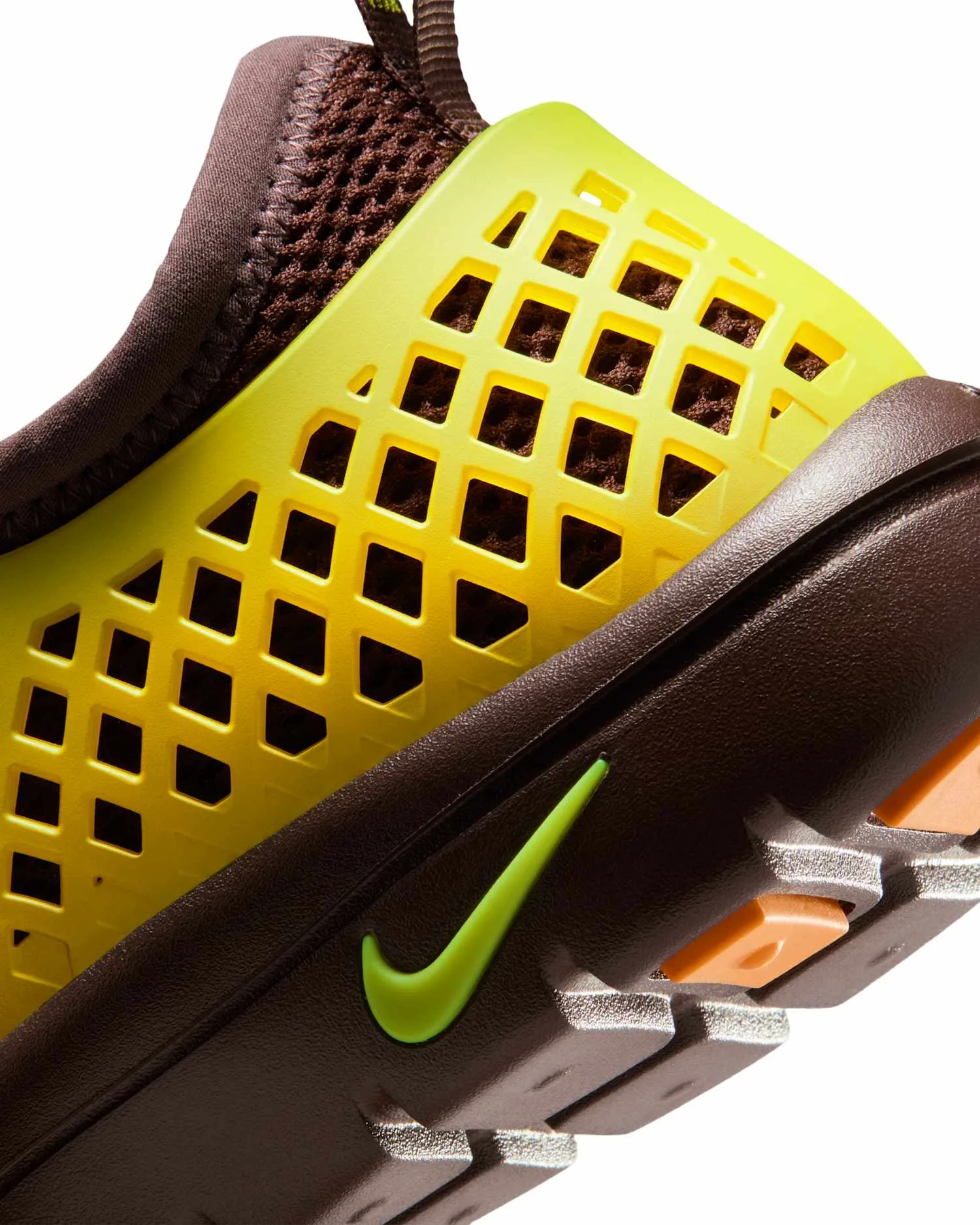 Nike Rejuven8 Run image 8