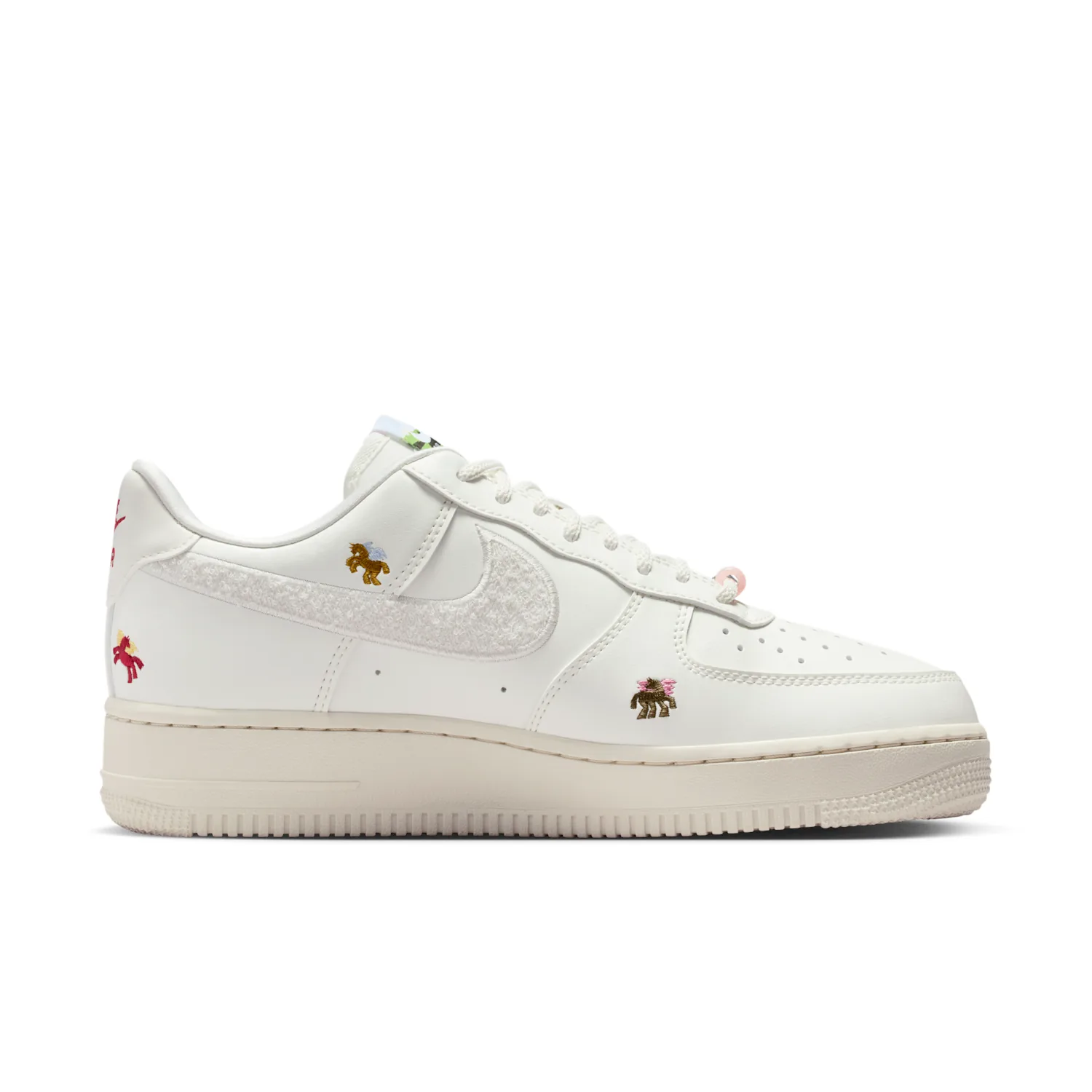 Nike Air Force 1 '07 SE "LNY" image 3