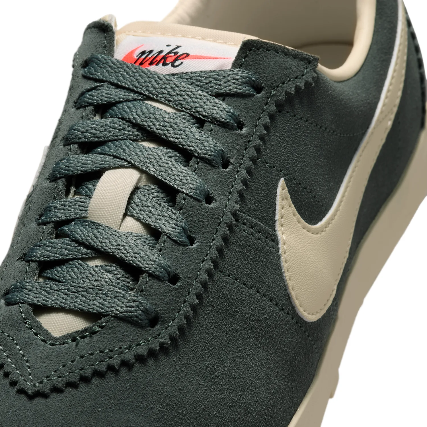 Nike Astrograbber Suede image 7