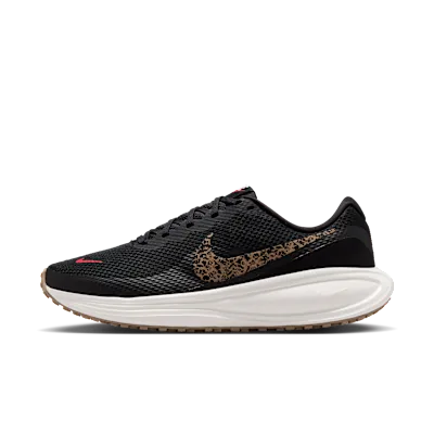 Nike Revolution 8