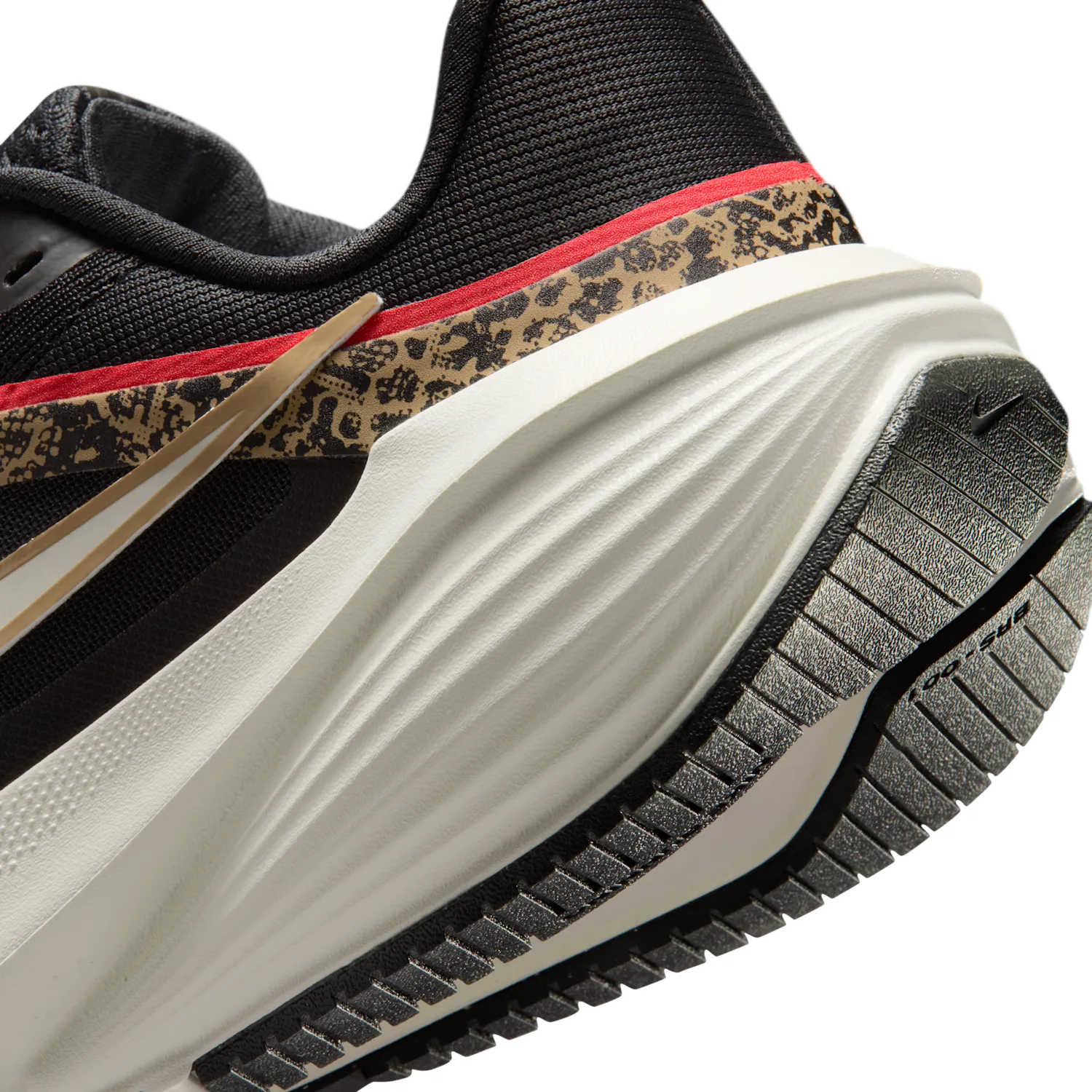 Nike Downshifter 14 image 8