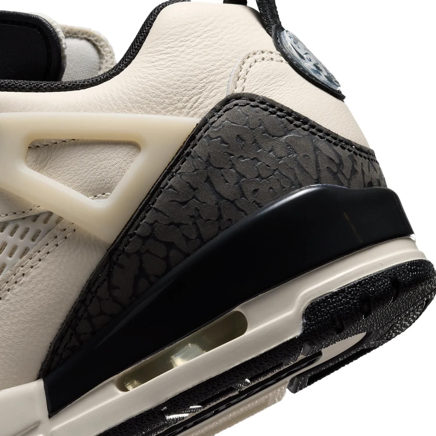 Jordan Spizike Low image 8