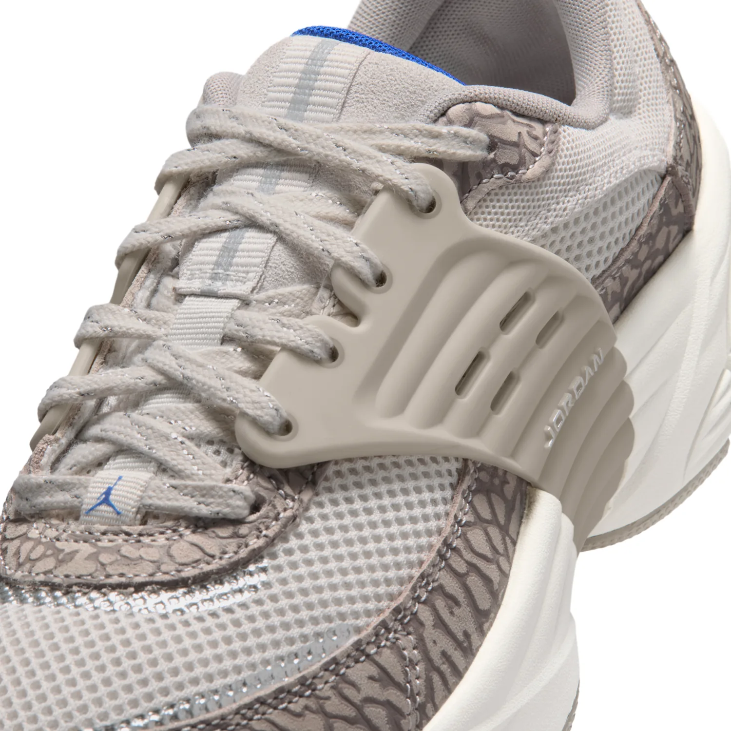 Jordan Trunner O/S image 7