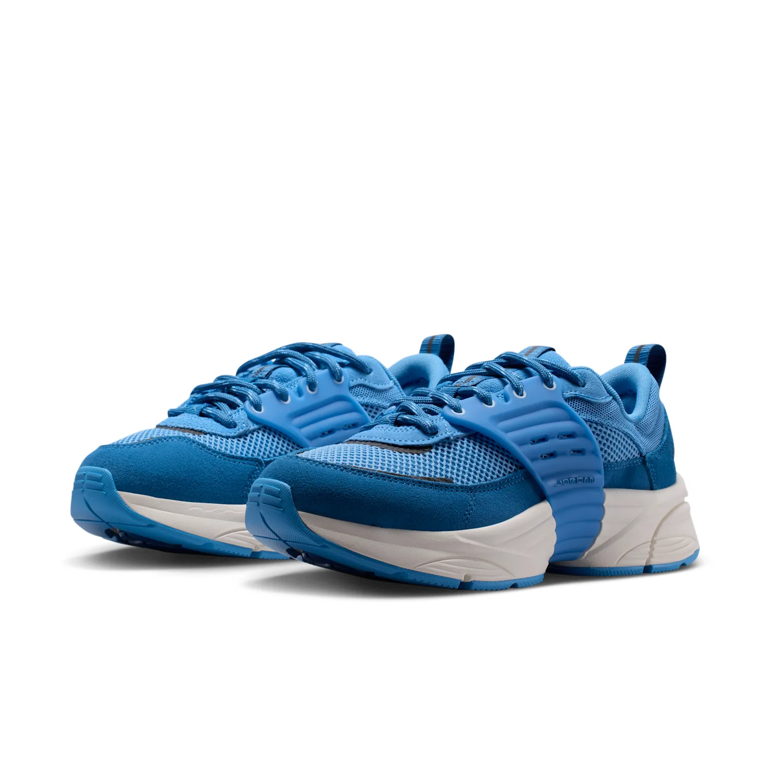 Jordan Trunner O/S image 5