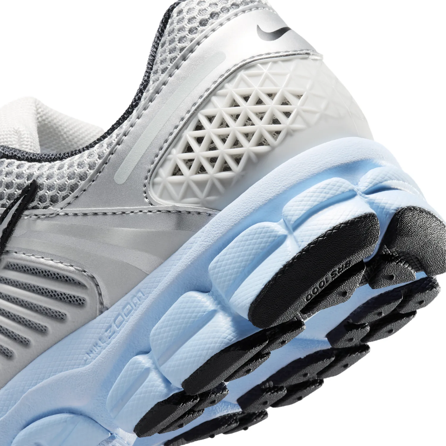 Nike Zoom Vomero 5 image 8