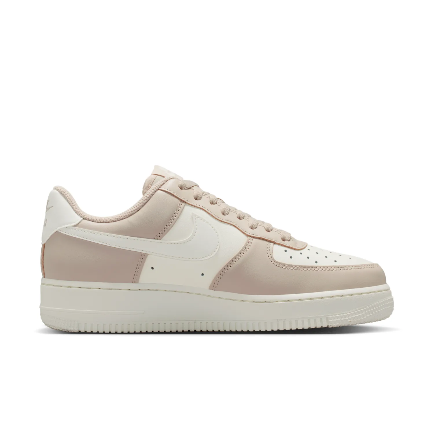Nike Air Force 1 '07 image 3