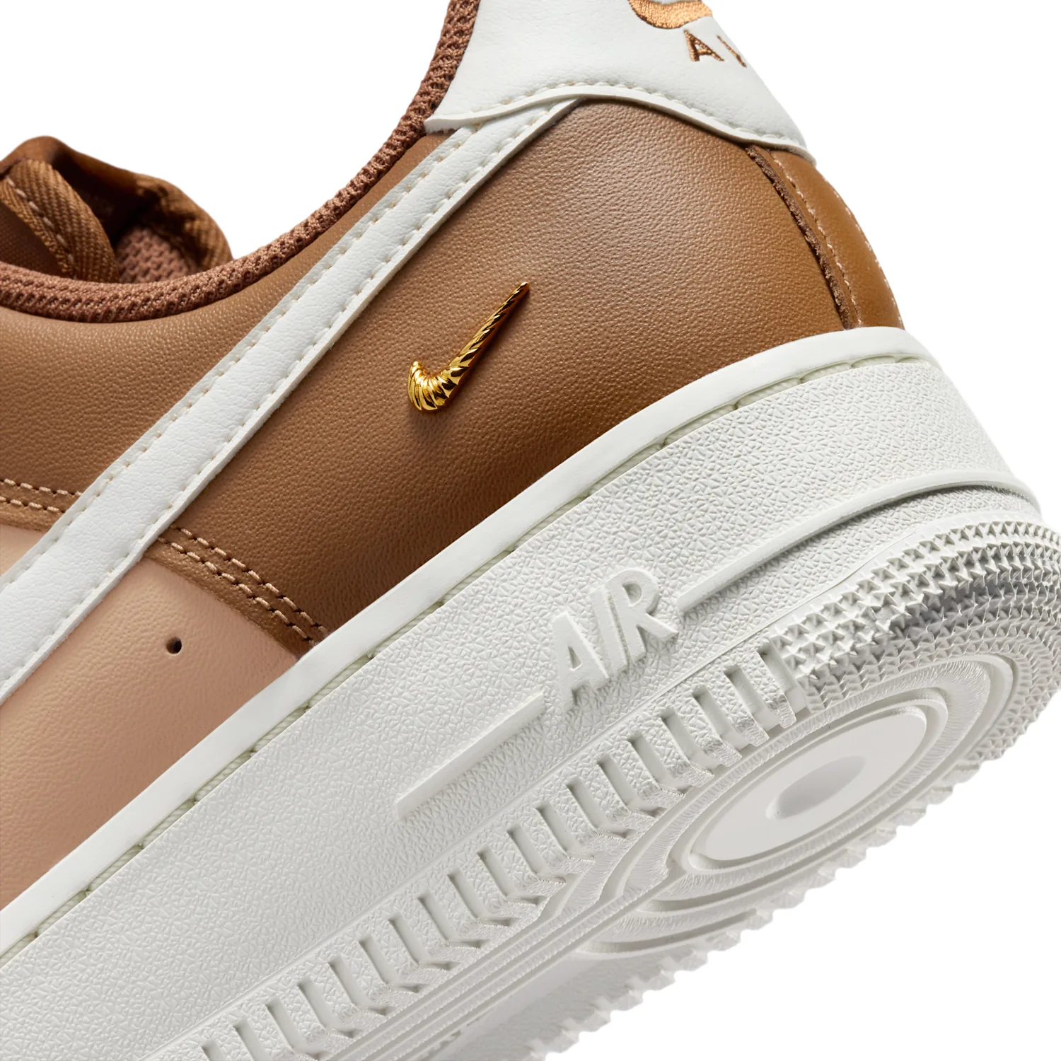 Nike Air Force 1 '07 image 8