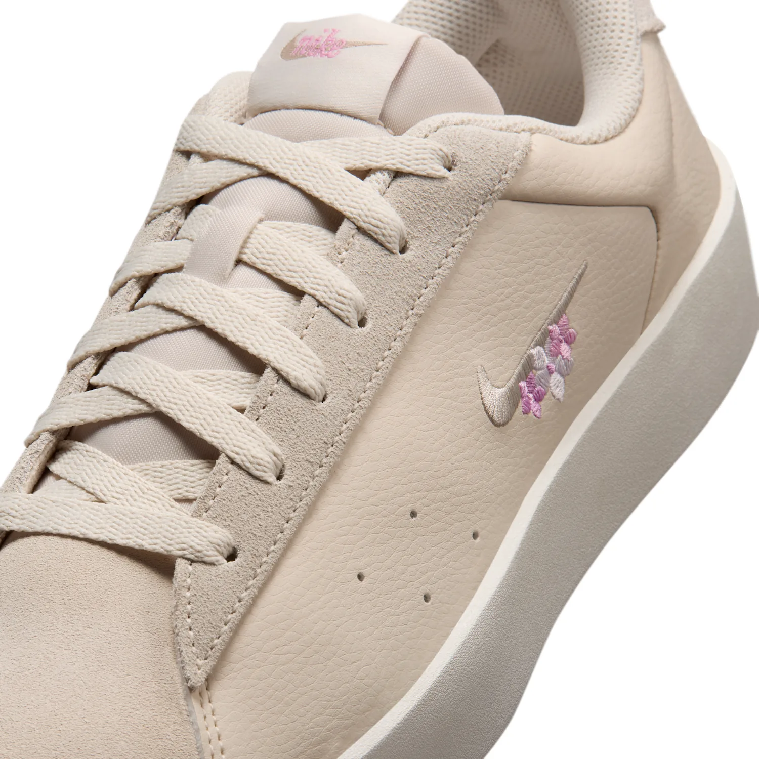 Nike Court Heritage SE image 7