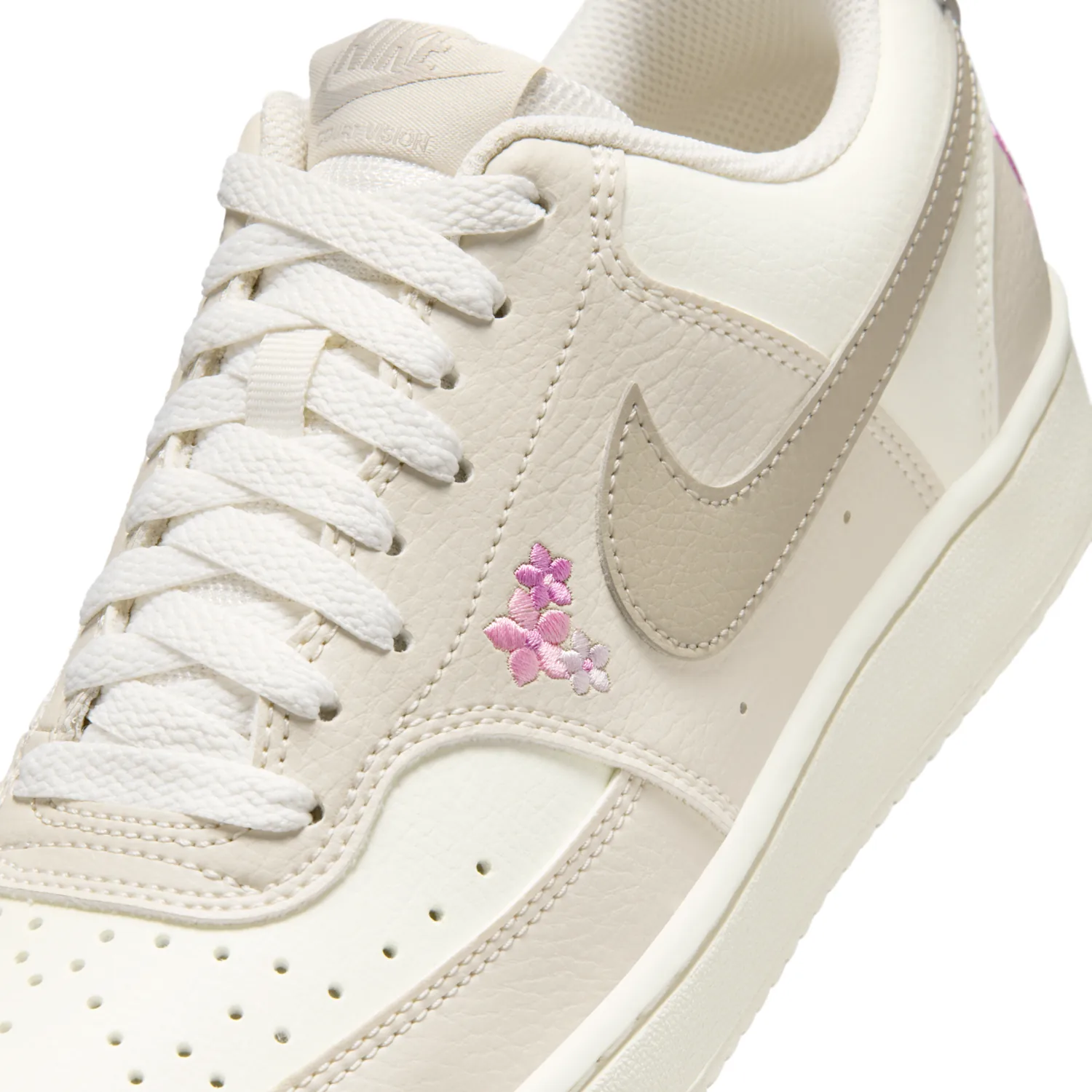 Nike Court Vision Low SE image 7