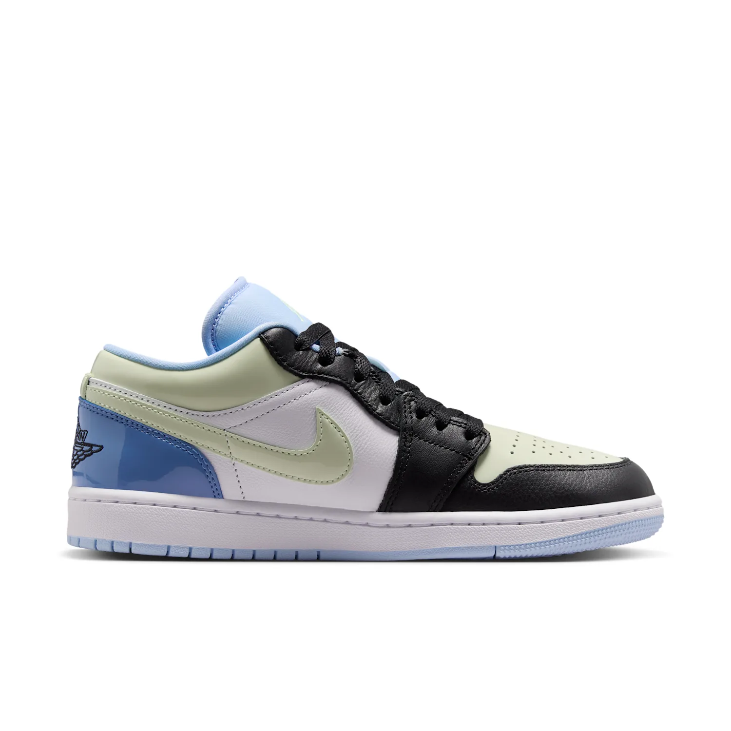 Air Jordan 1 Low SE image 3