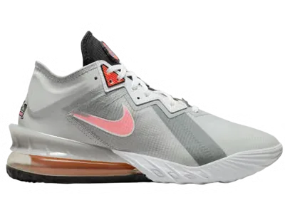 Nike Lebron 18 Low Bugs vs Marvin Space Jam