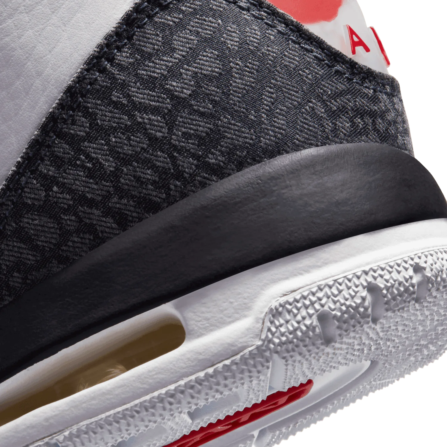 Air Jordan 3 Retro SE Fire Red Denim (GS) image 7