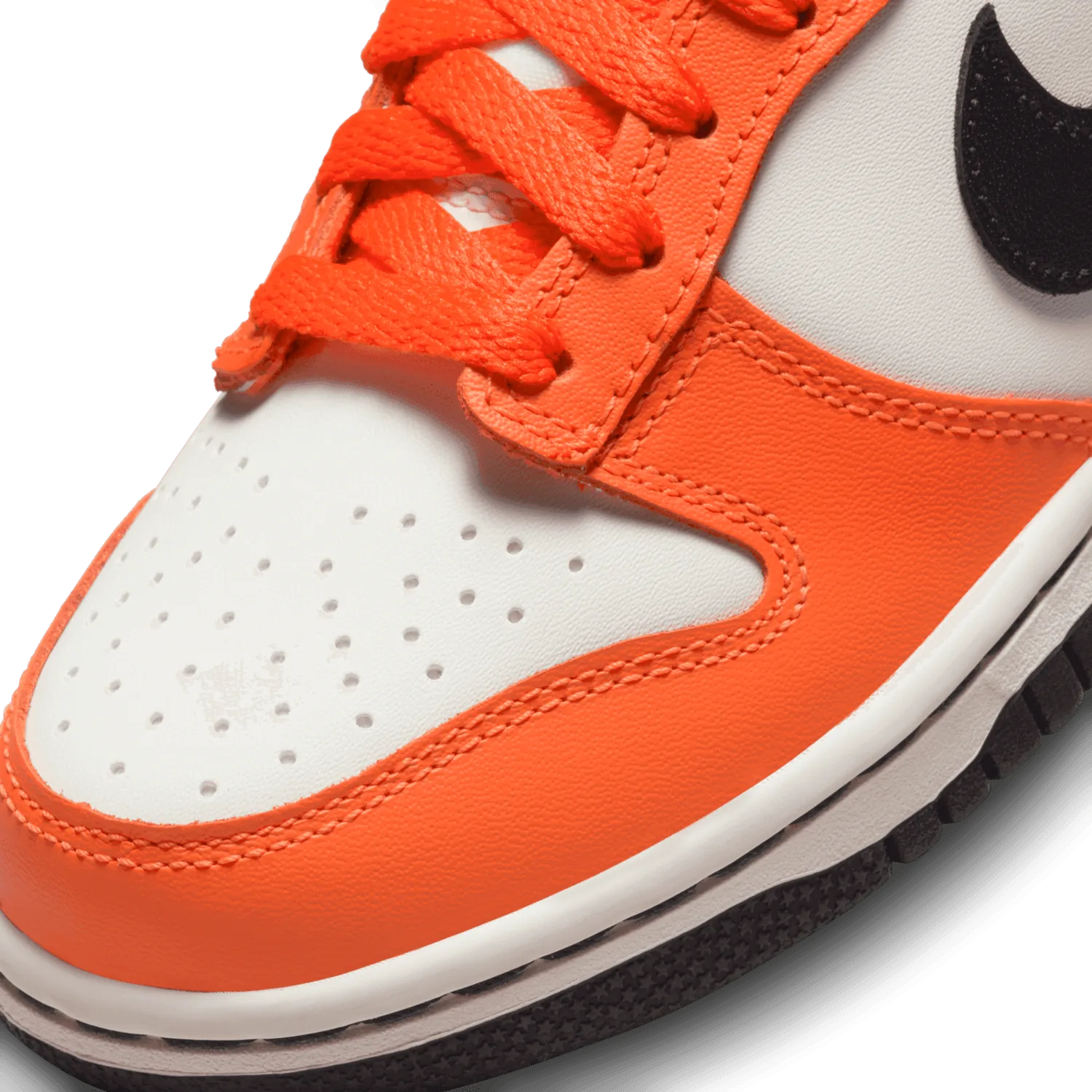 Nike Dunk Low Patent Halloween (GS) image 6