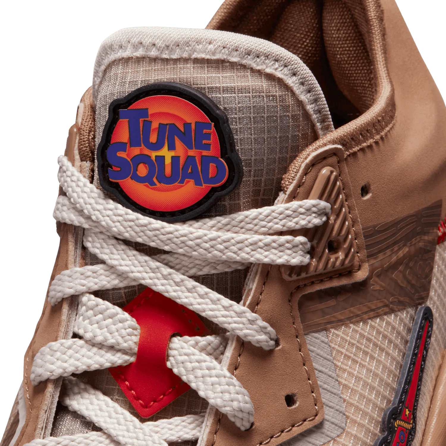 Nike Space Jam x LeBron 18 Low 'Wile E. x Roadrunner' (GS) image 10