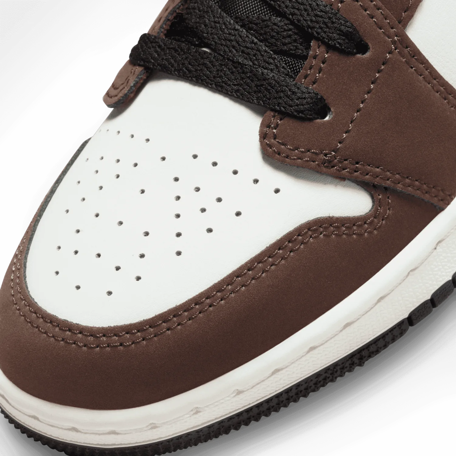 Jordan 1 Low Chocolate GS image 6