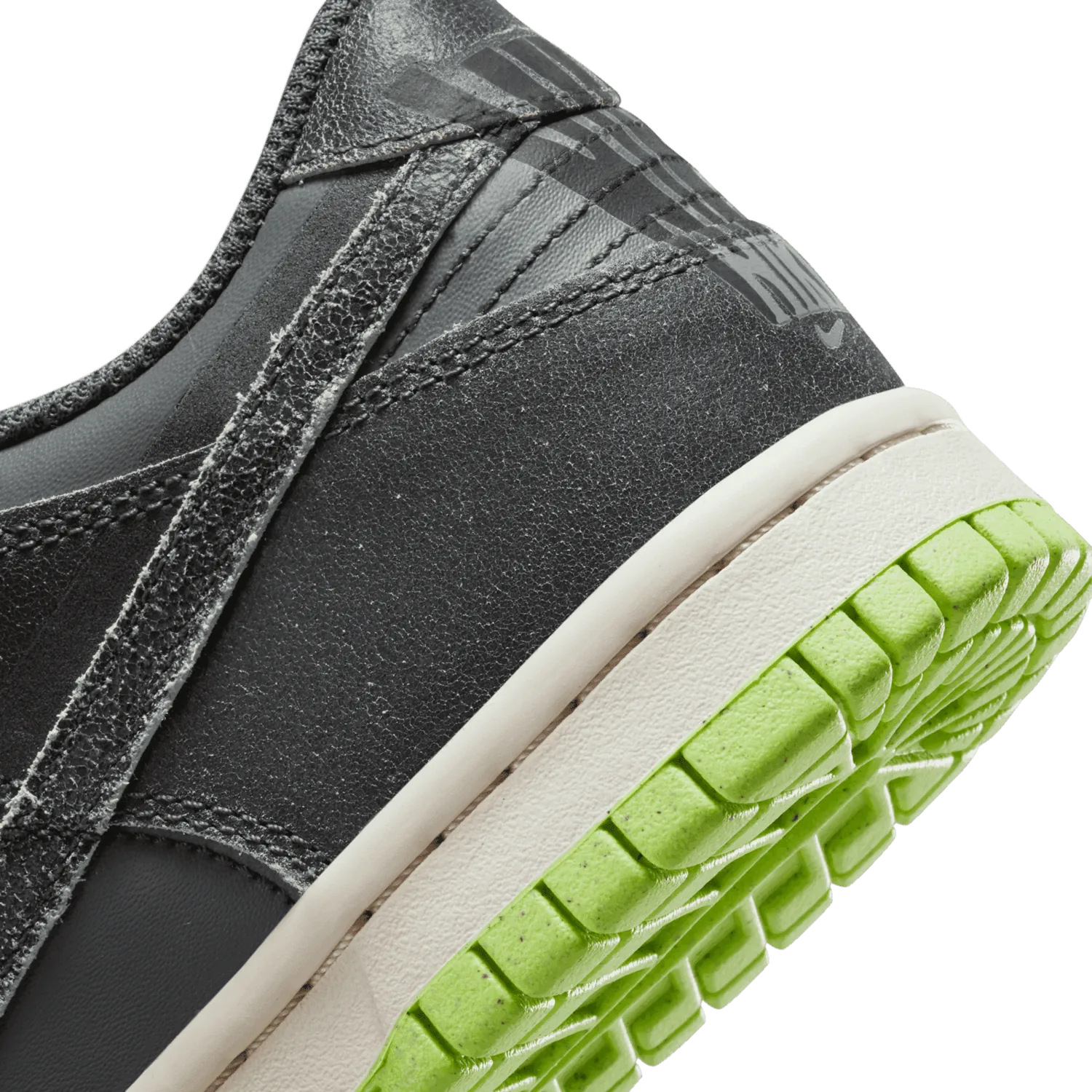 Nike Dunk Low Halloween (GS) image 7