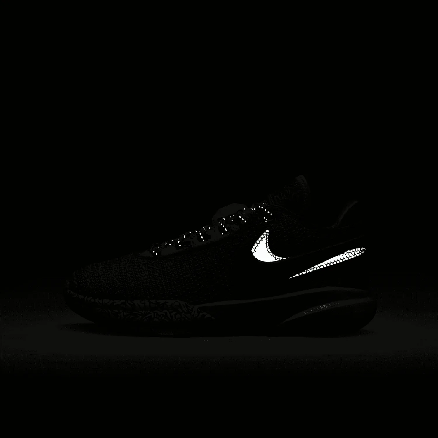 Nike LeBron 20 Stocking Stuffer (GS) image 2