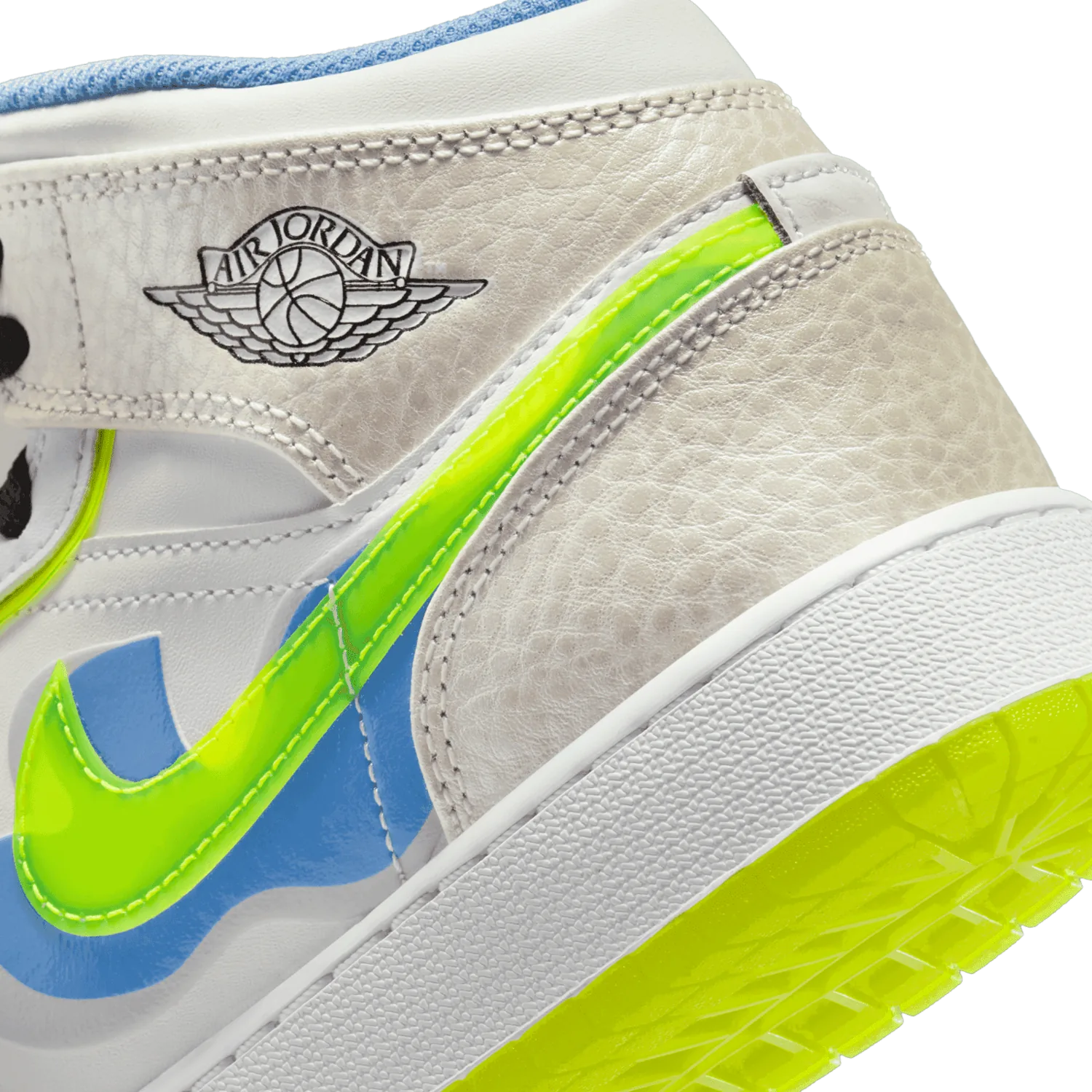 Air Jordan 1 Mid SE TPU (GS) image 7