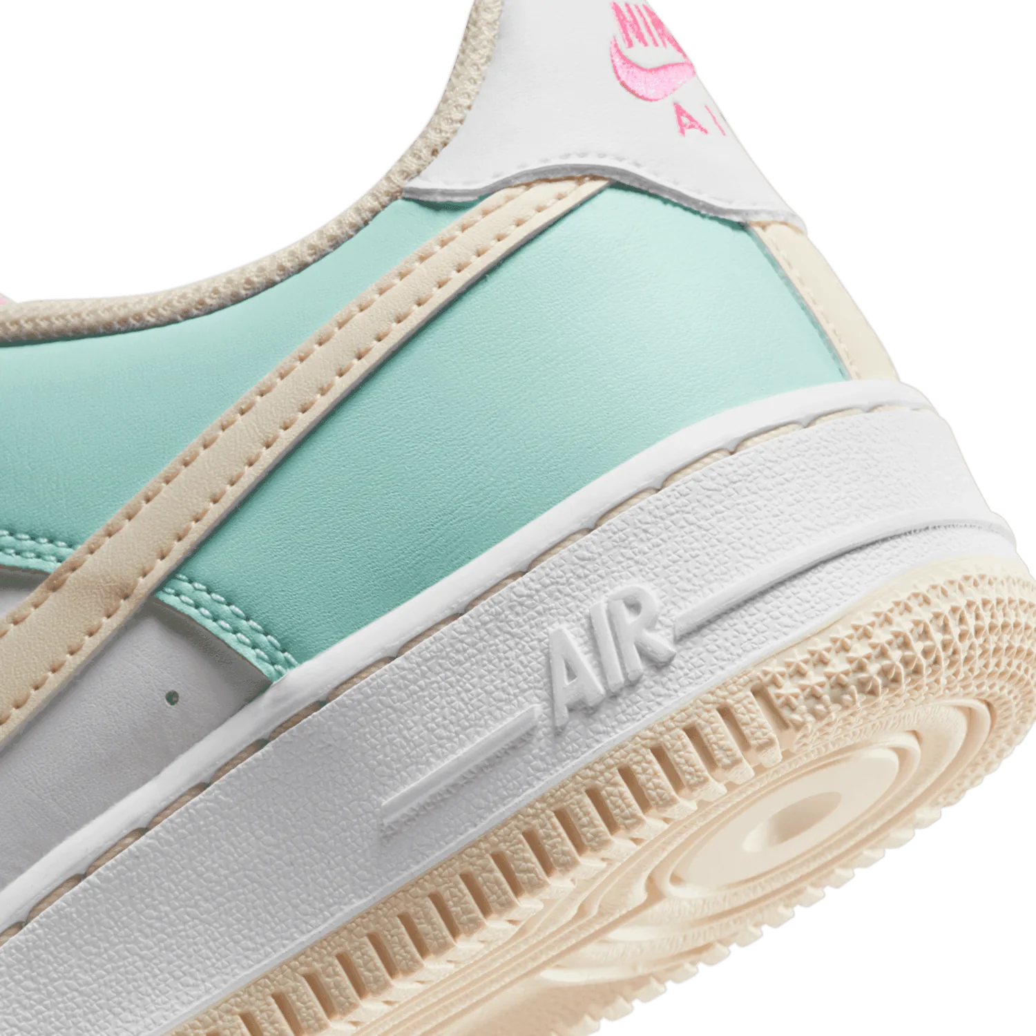 Nike Air Force 1 Low Emerald Rise Guava Ice Pink Spell (GS) image 7