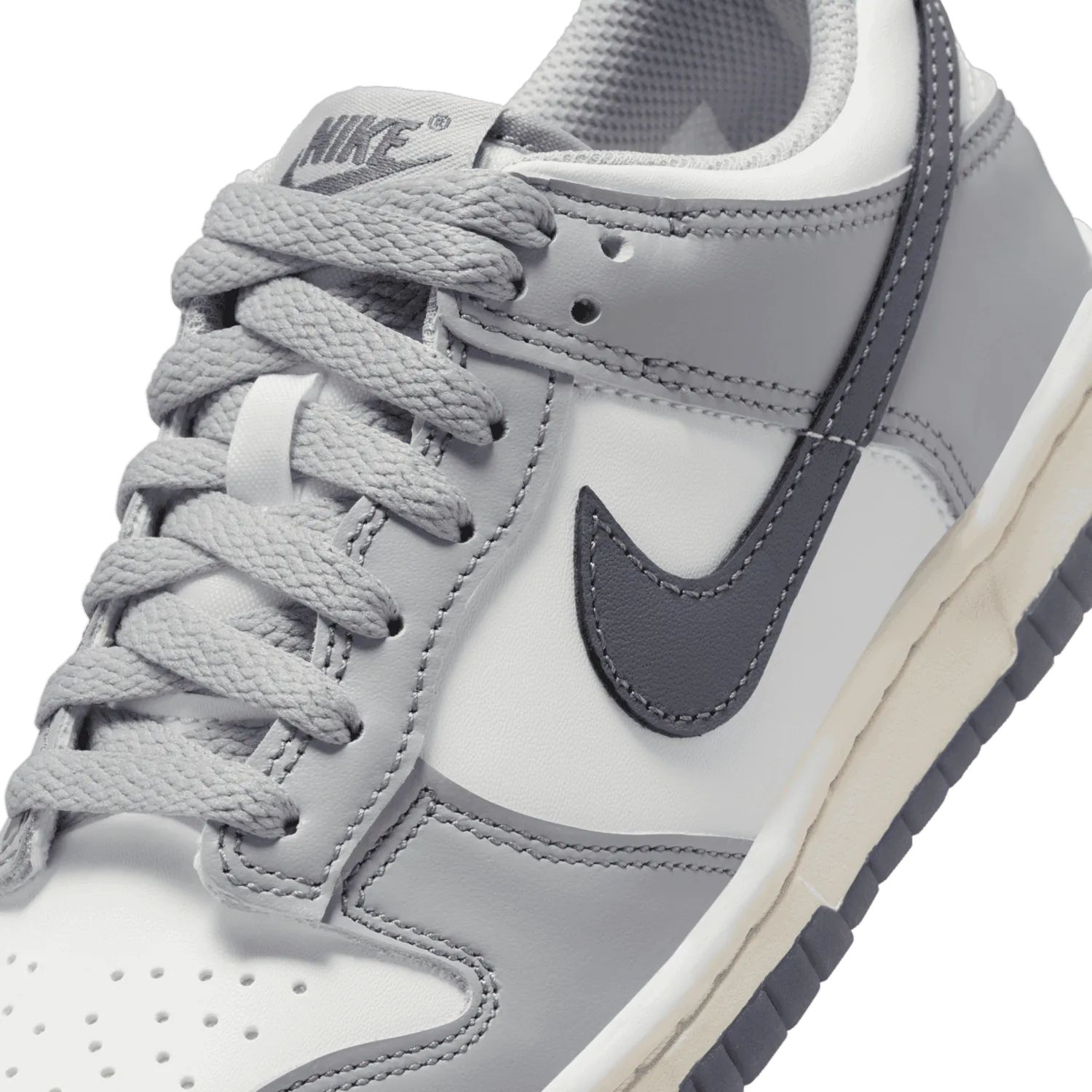 Nike Dunk Low Platinum Tint Light Carbon (GS) image 6