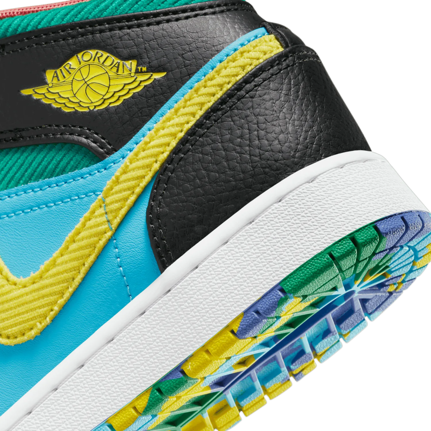 Air Jordan 1 Mid SS Championships (GS) image 8