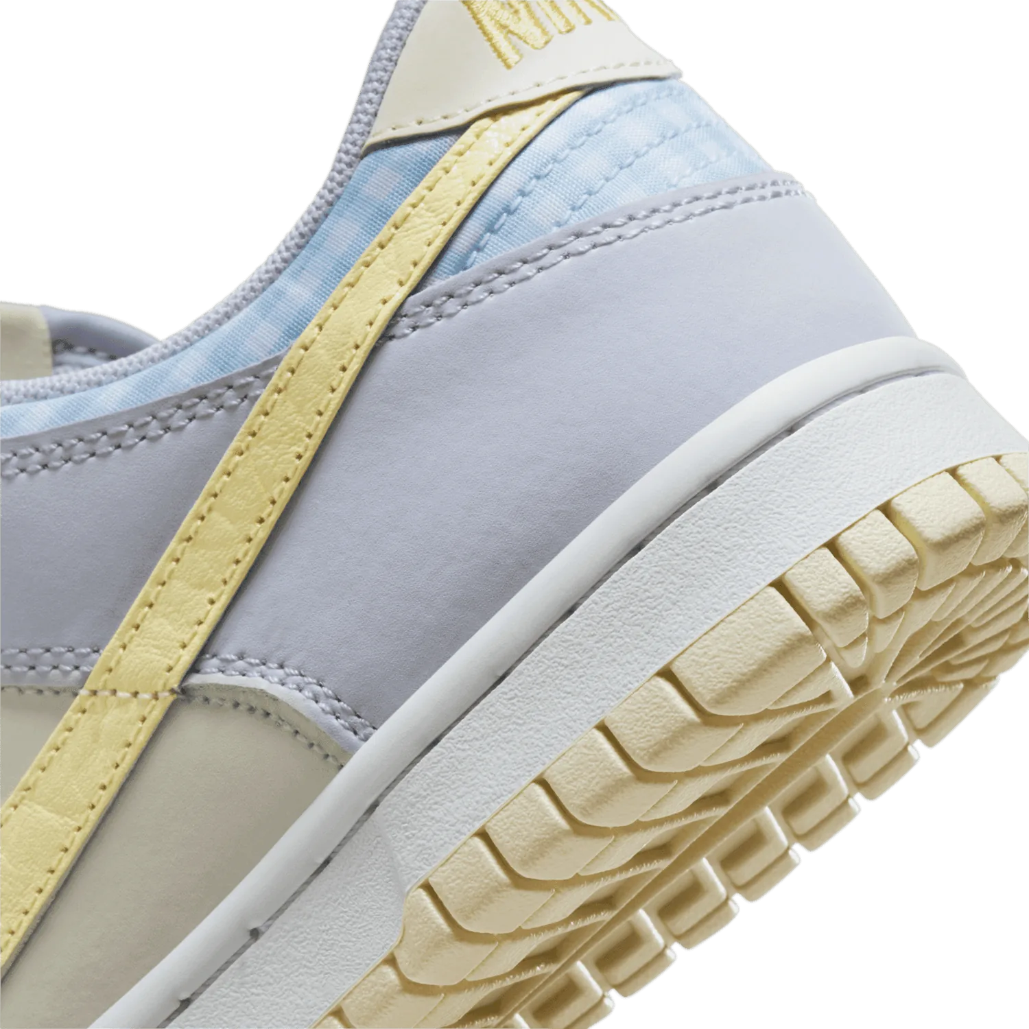 Nike Dunk Low SE Easter (2023) (GS) image 7