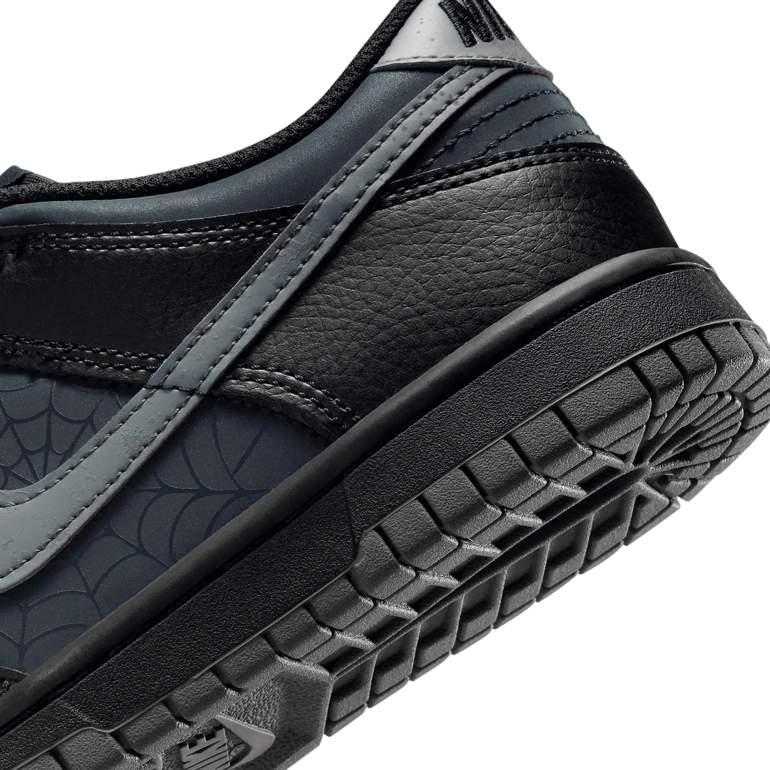 Nike Dunk Low Trick or Treat (GS) image 7