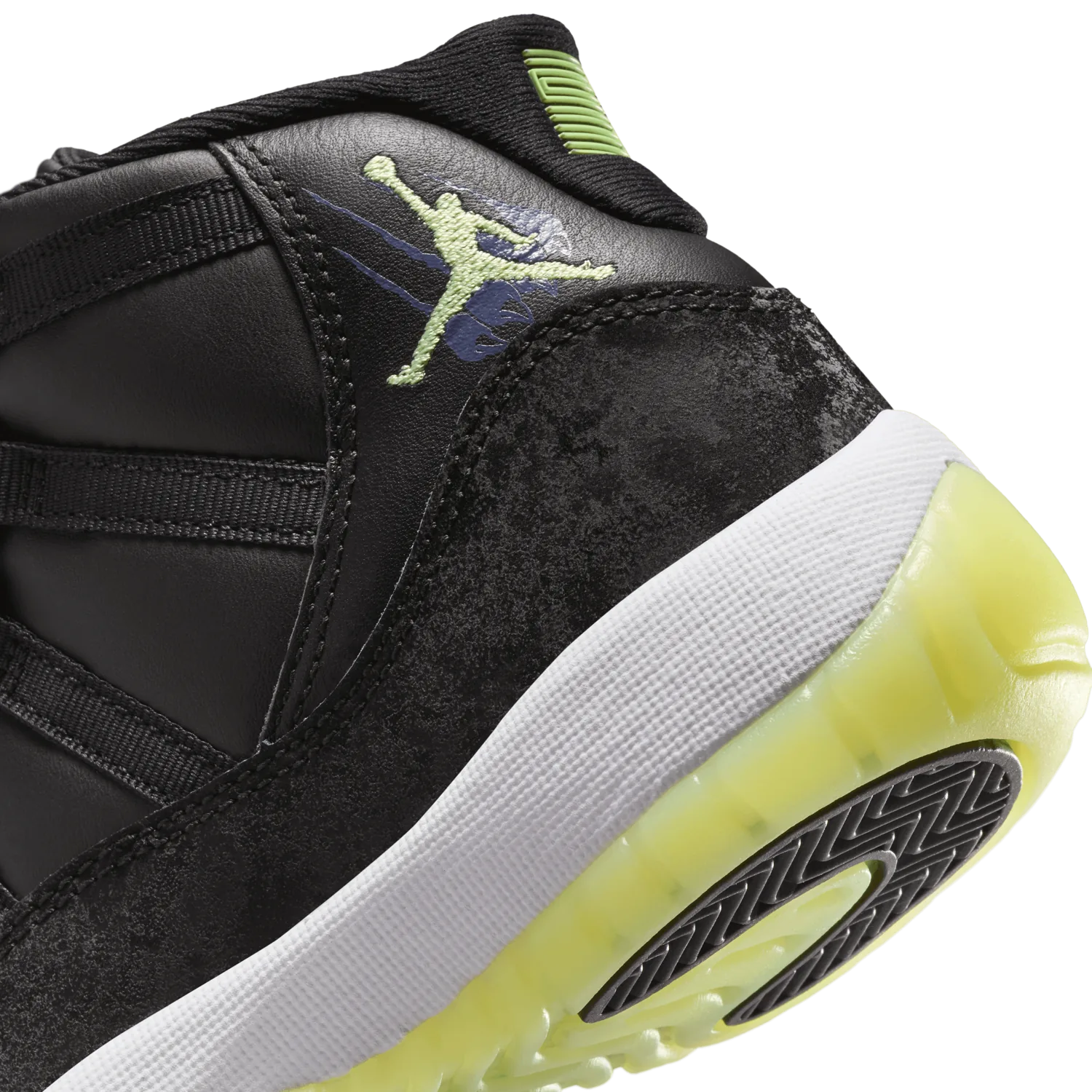 Air Jordan 11 Retro Black Dark Raisin (GS) image 5