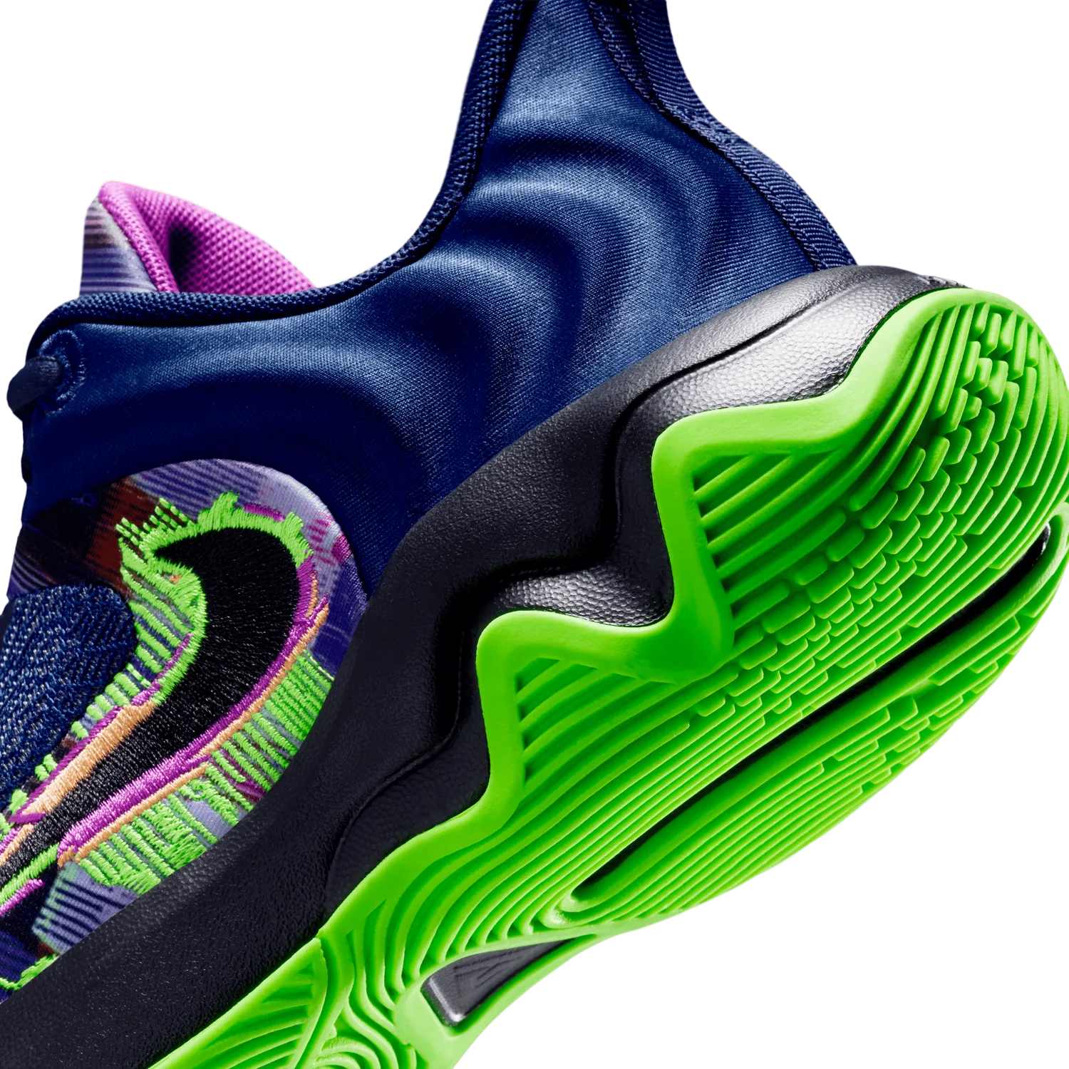 Nike Giannis Immortality 4 King of the Court (GS) image 14